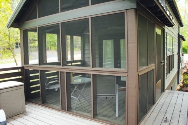 8 Holly Tree Ct Property Photo 4
