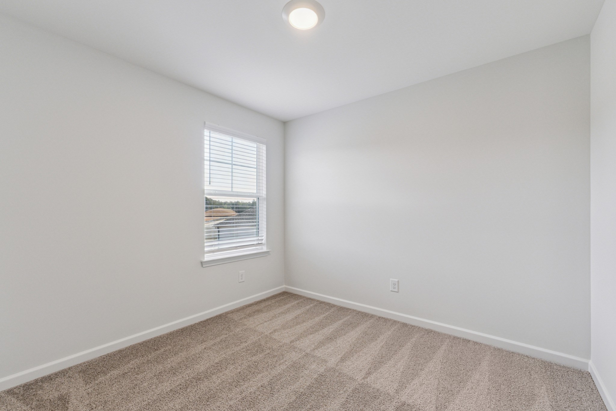 143 Stillwater Way Property Photo 16