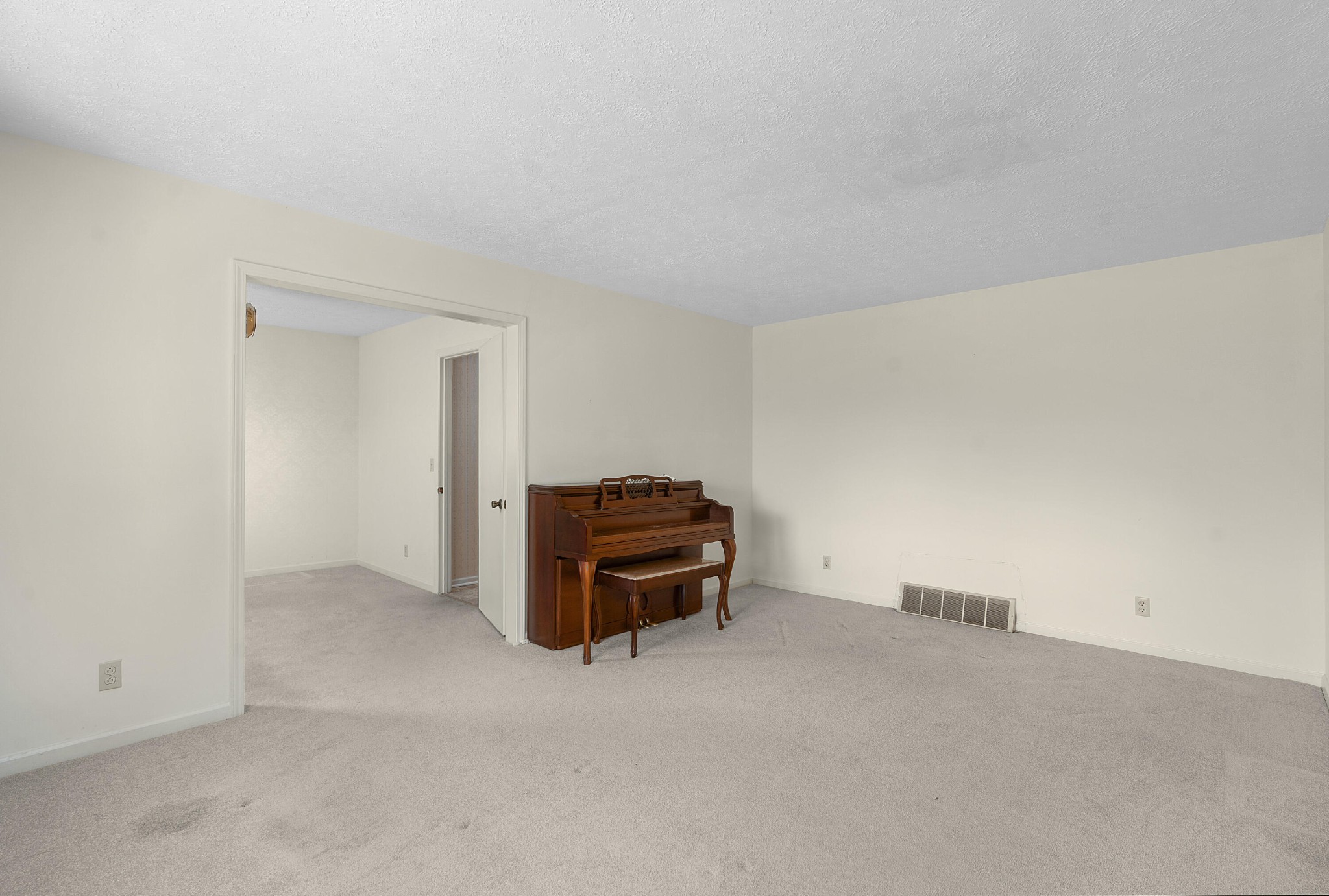 178 Quinton Drive, Sw Property Photo 14
