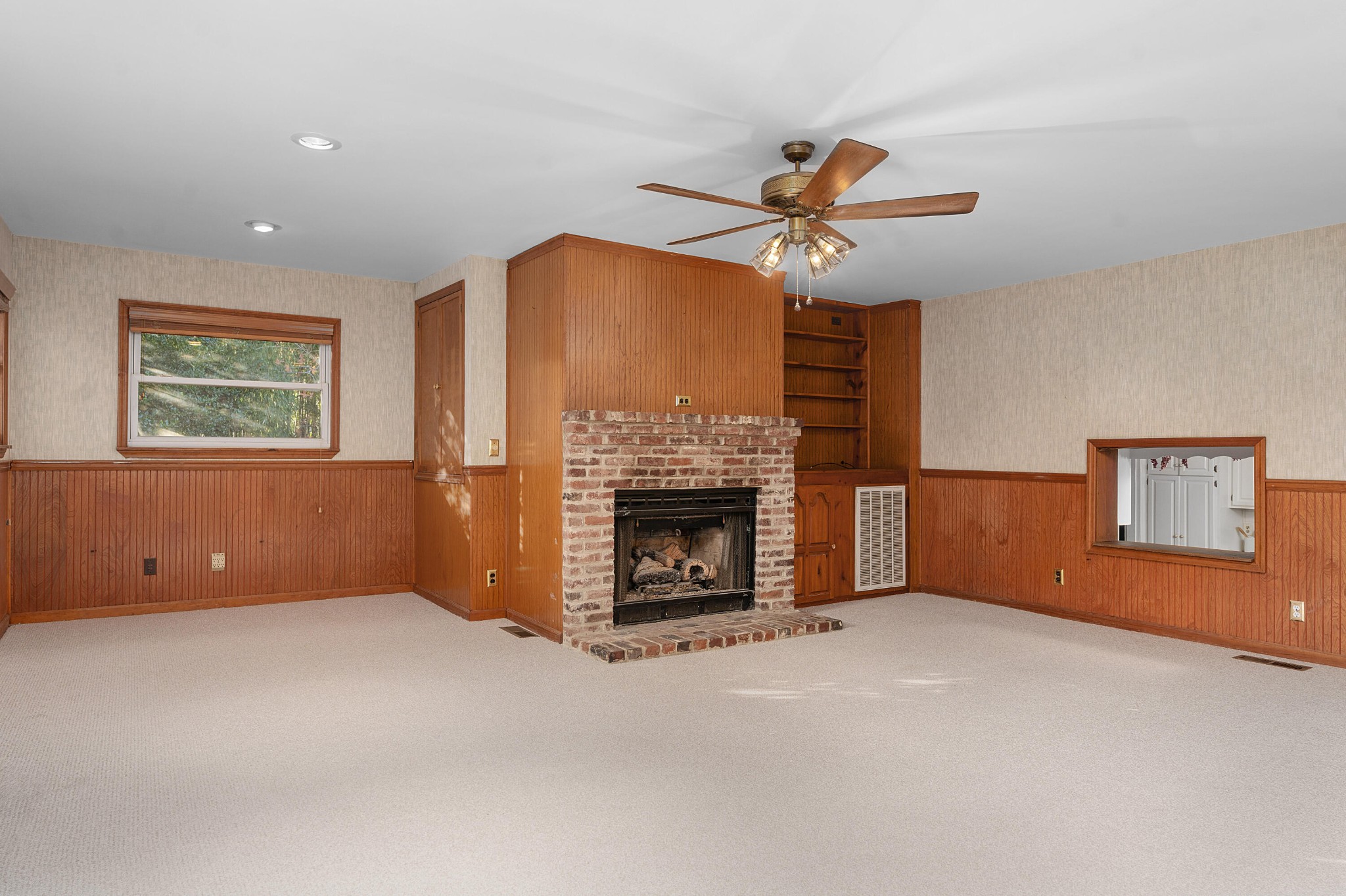 1206 Peter Pan Road Property Photo 23
