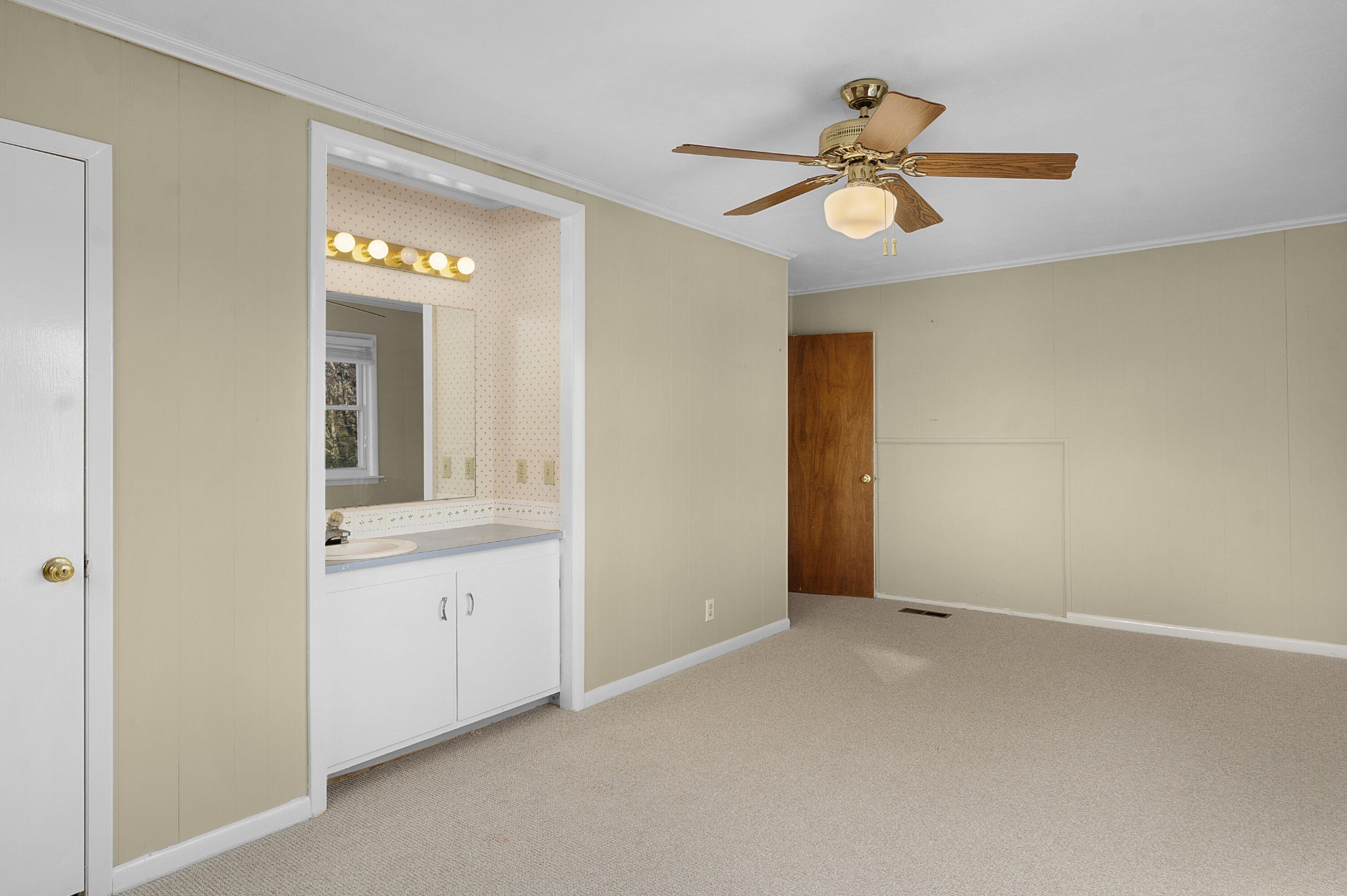 1206 Peter Pan Road Property Photo 26