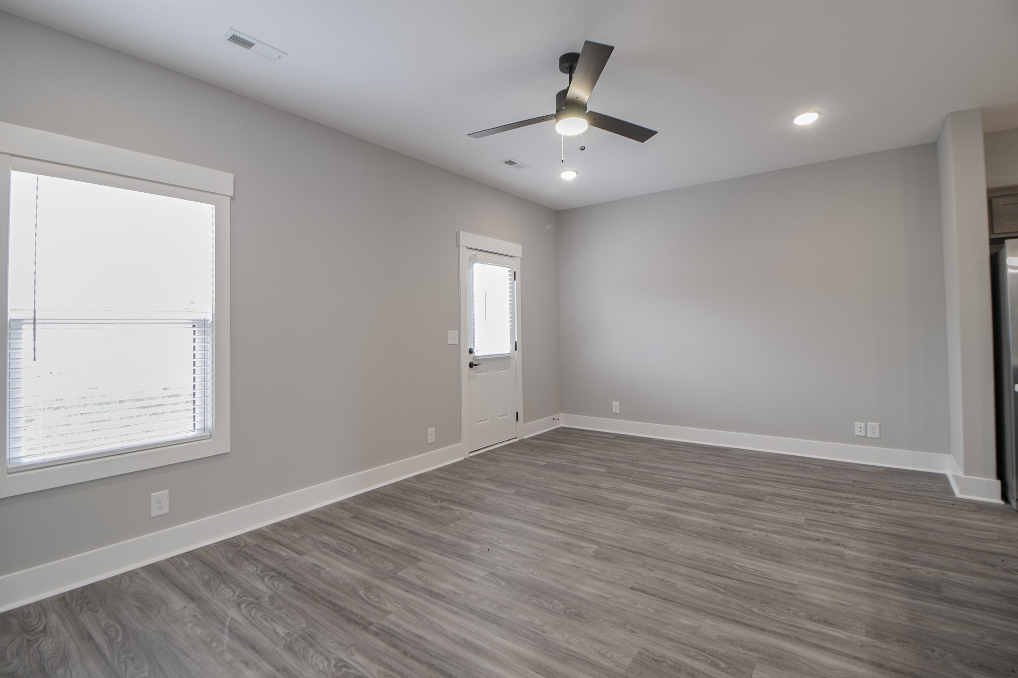 407 Jonathan Wade Circle Property Photo 7