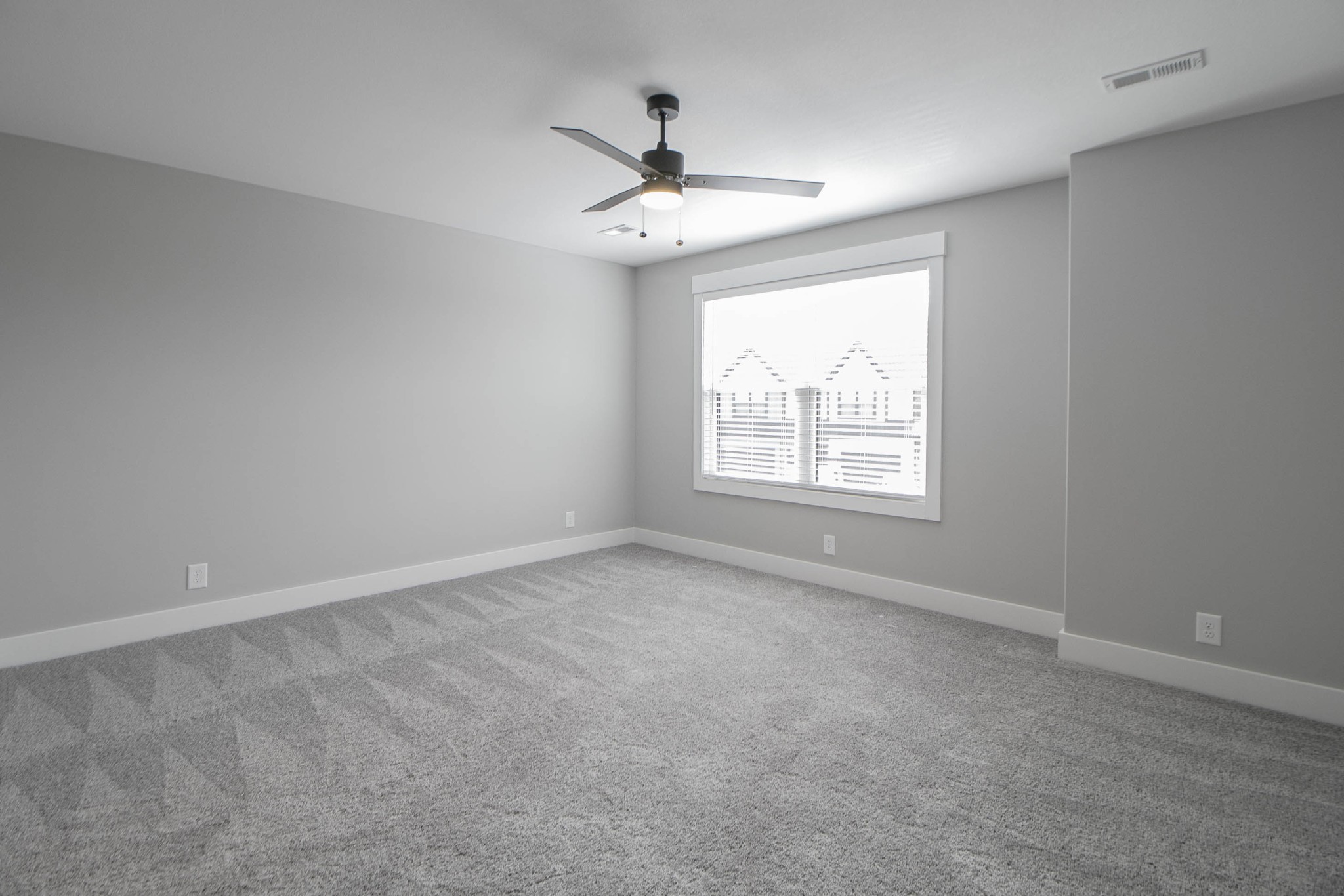 407 Jonathan Wade Circle Property Photo 12