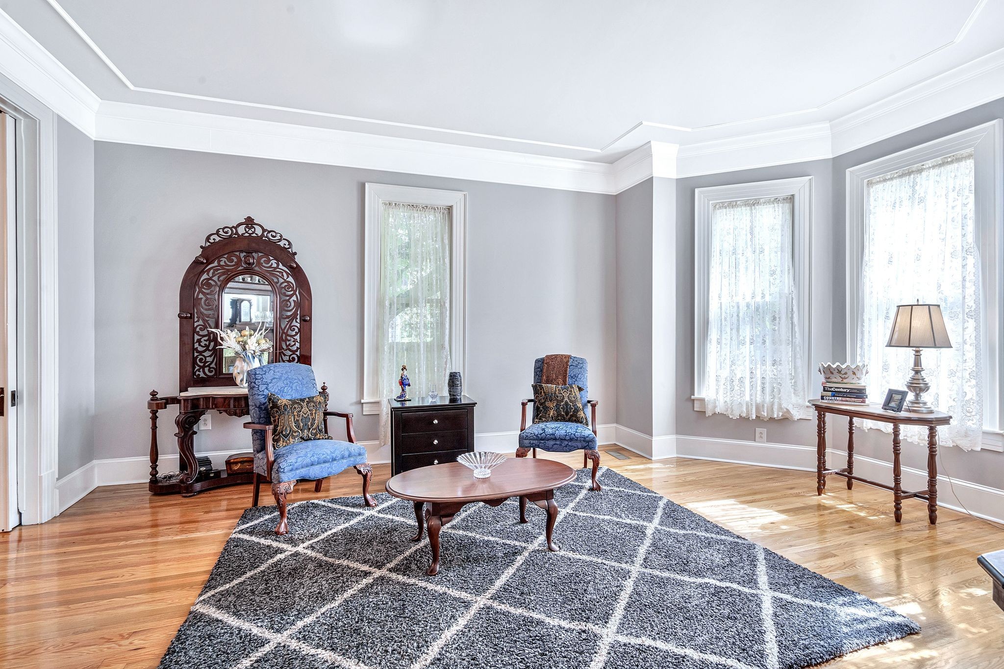 310 Lincoln Ave, N Property Photo 8