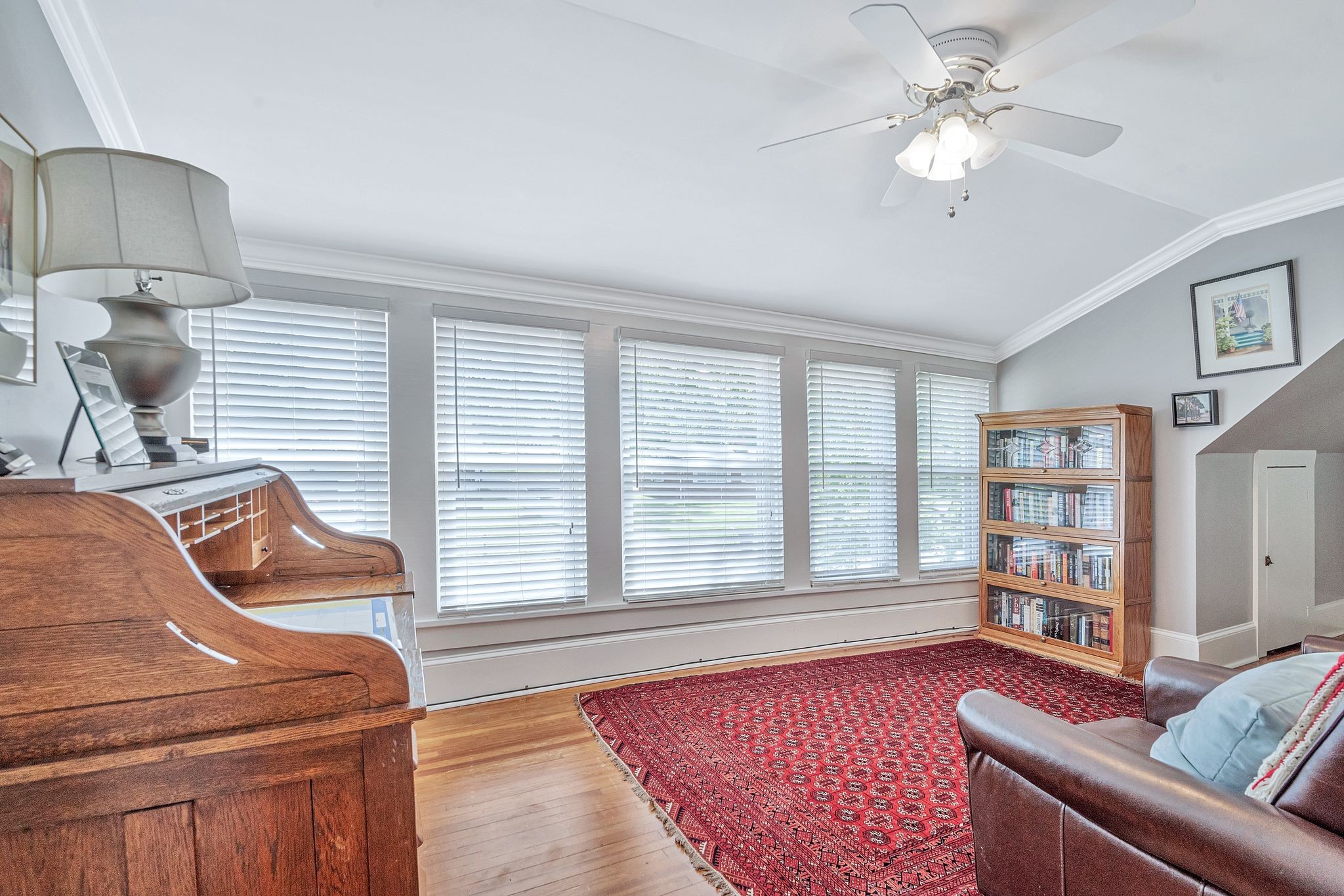 310 Lincoln Ave, N Property Photo 32