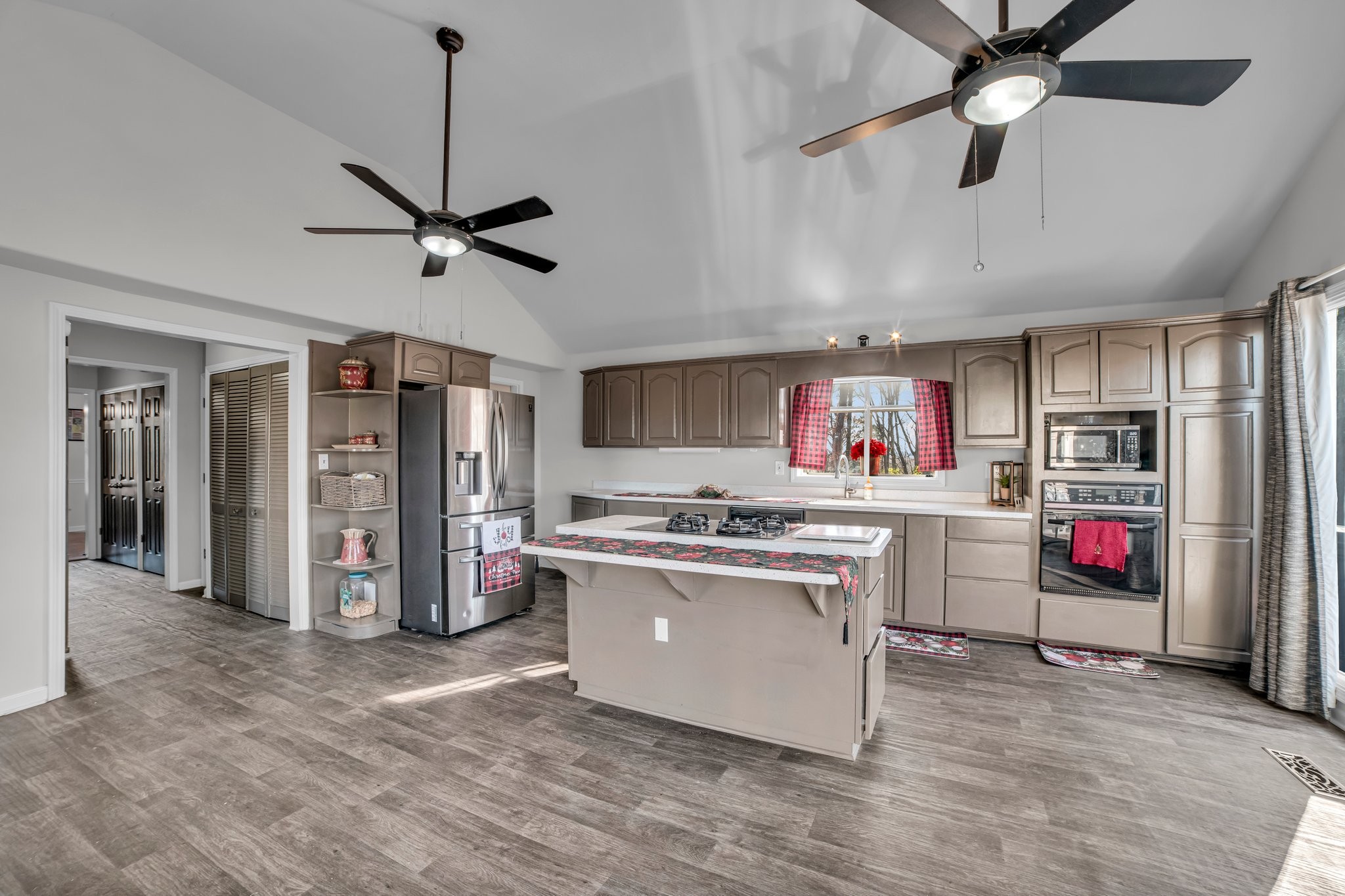 420 Hickory Timber Ct Property Photo 1