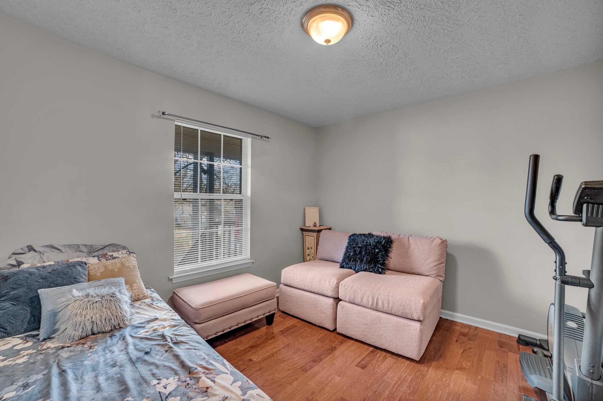420 Hickory Timber Ct Property Photo 28
