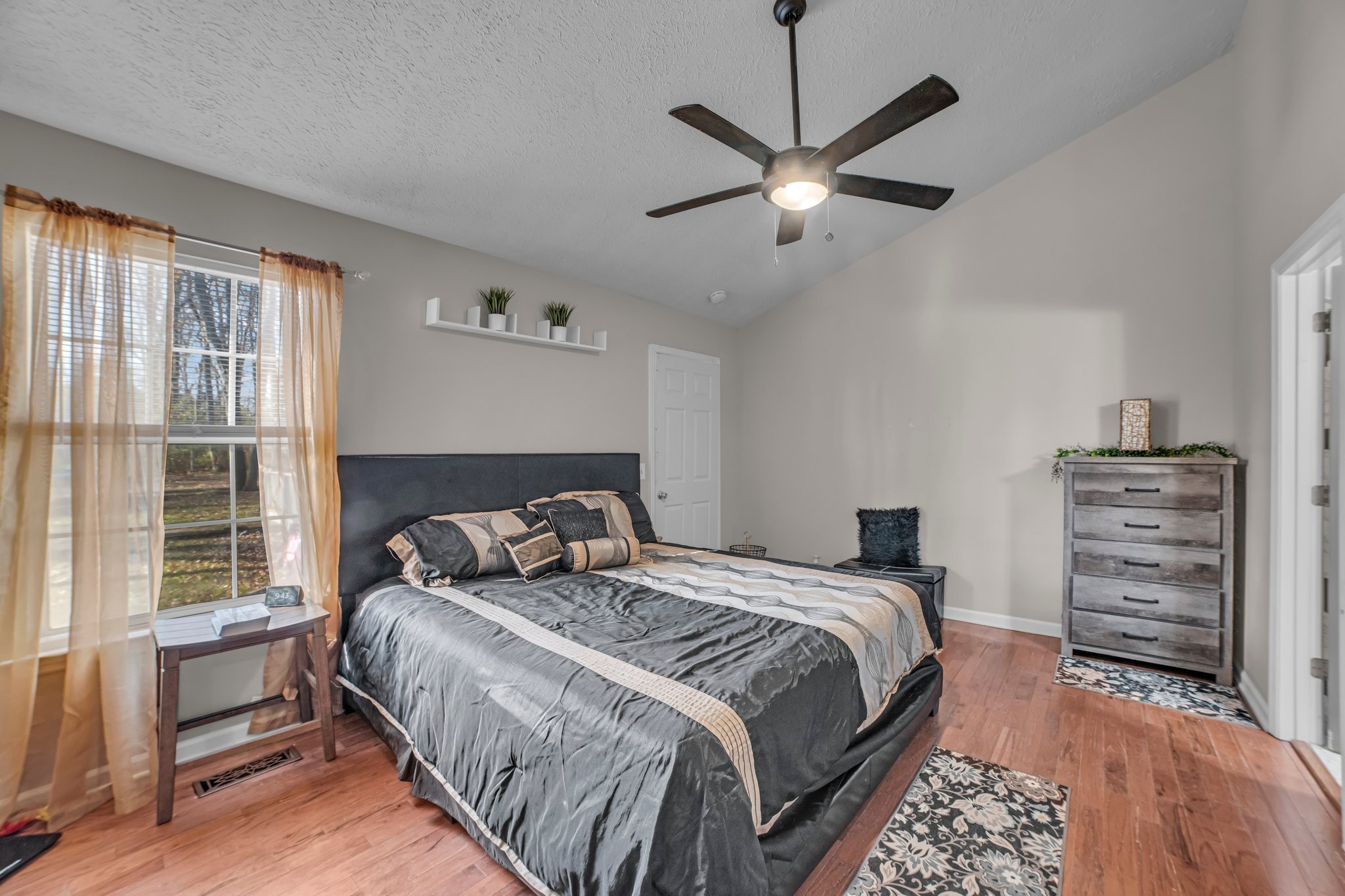 420 Hickory Timber Ct Property Photo 36