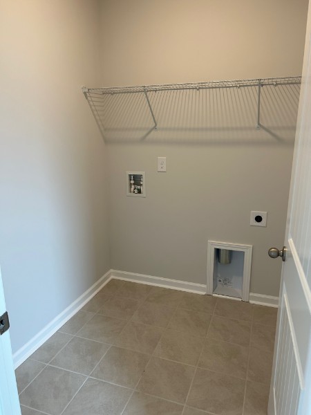5096 Espy Ave Property Photo 3