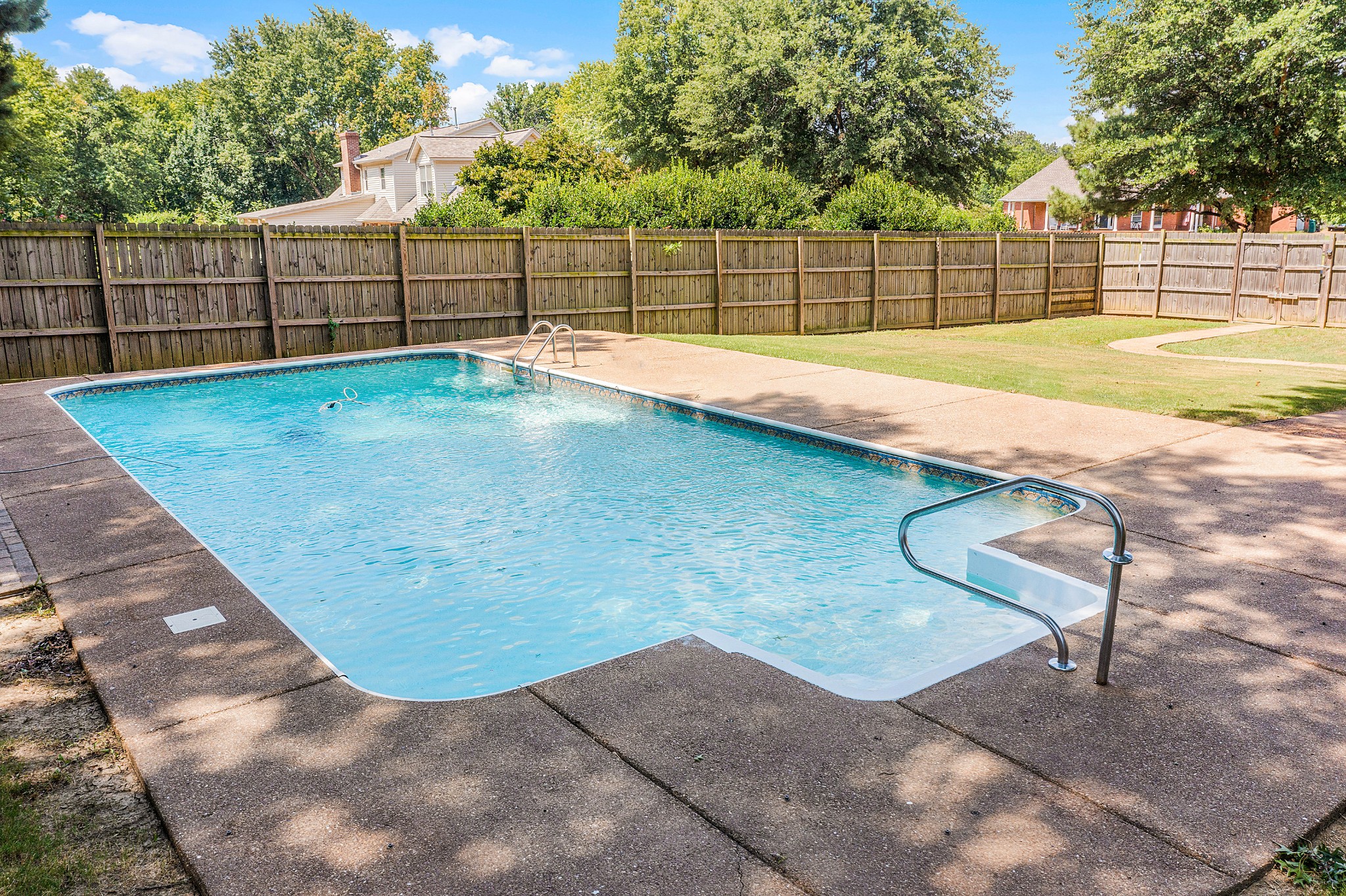 44 Blue Grass Cove Property Photo 2