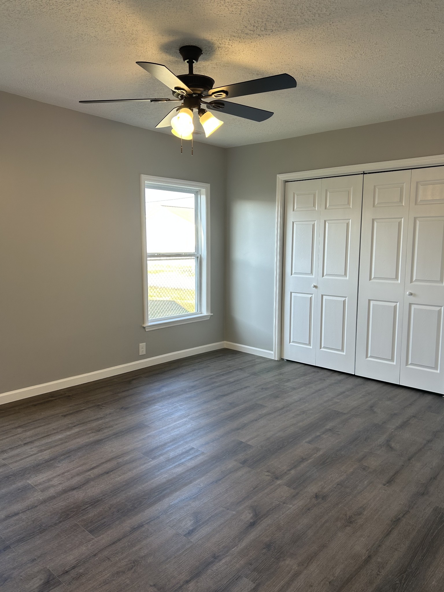 121 Poplar St Property Photo 14