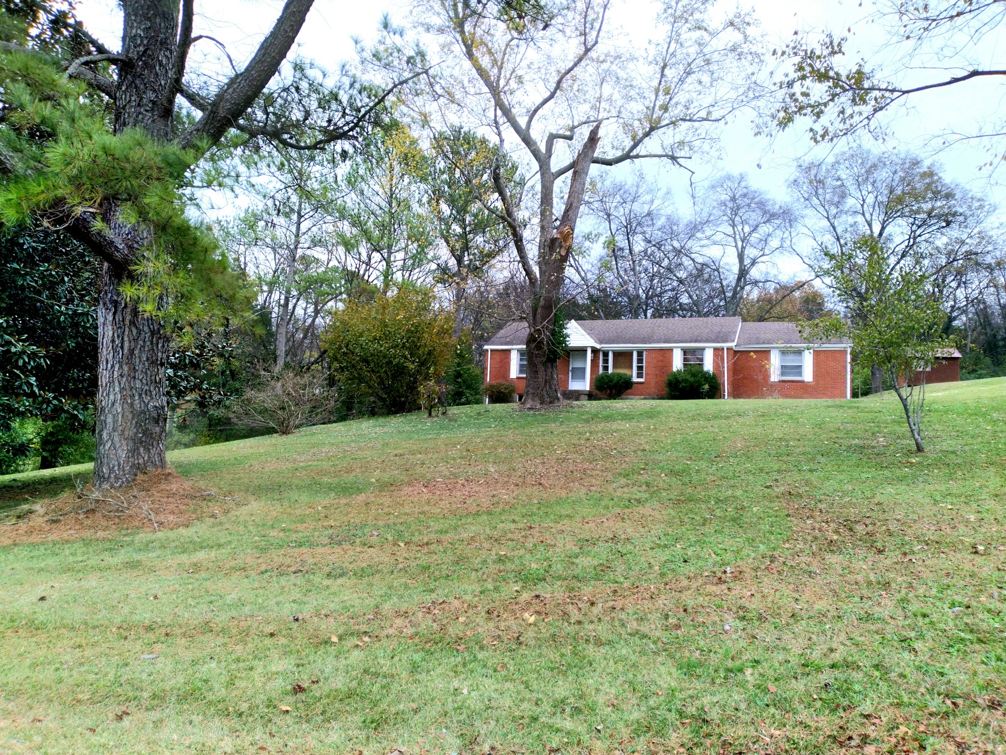 129 Garrett Dr Property Photo 5