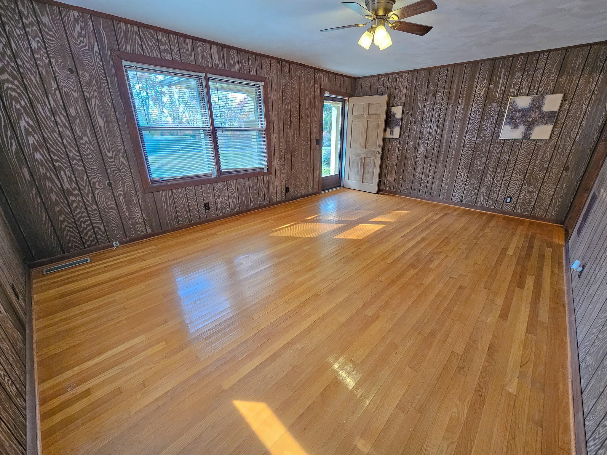 288 Green Rd Property Photo 8