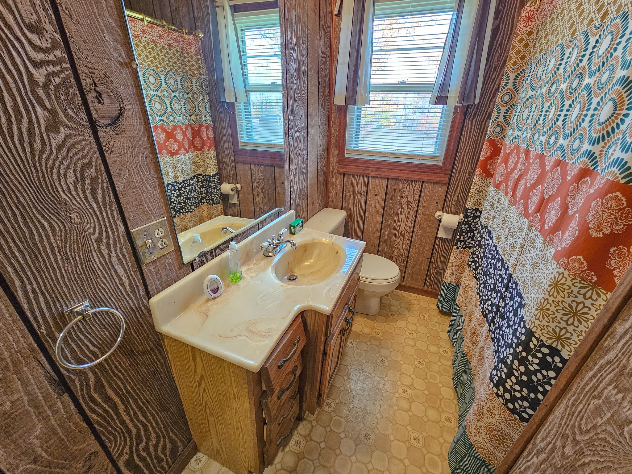 288 Green Rd Property Photo 12