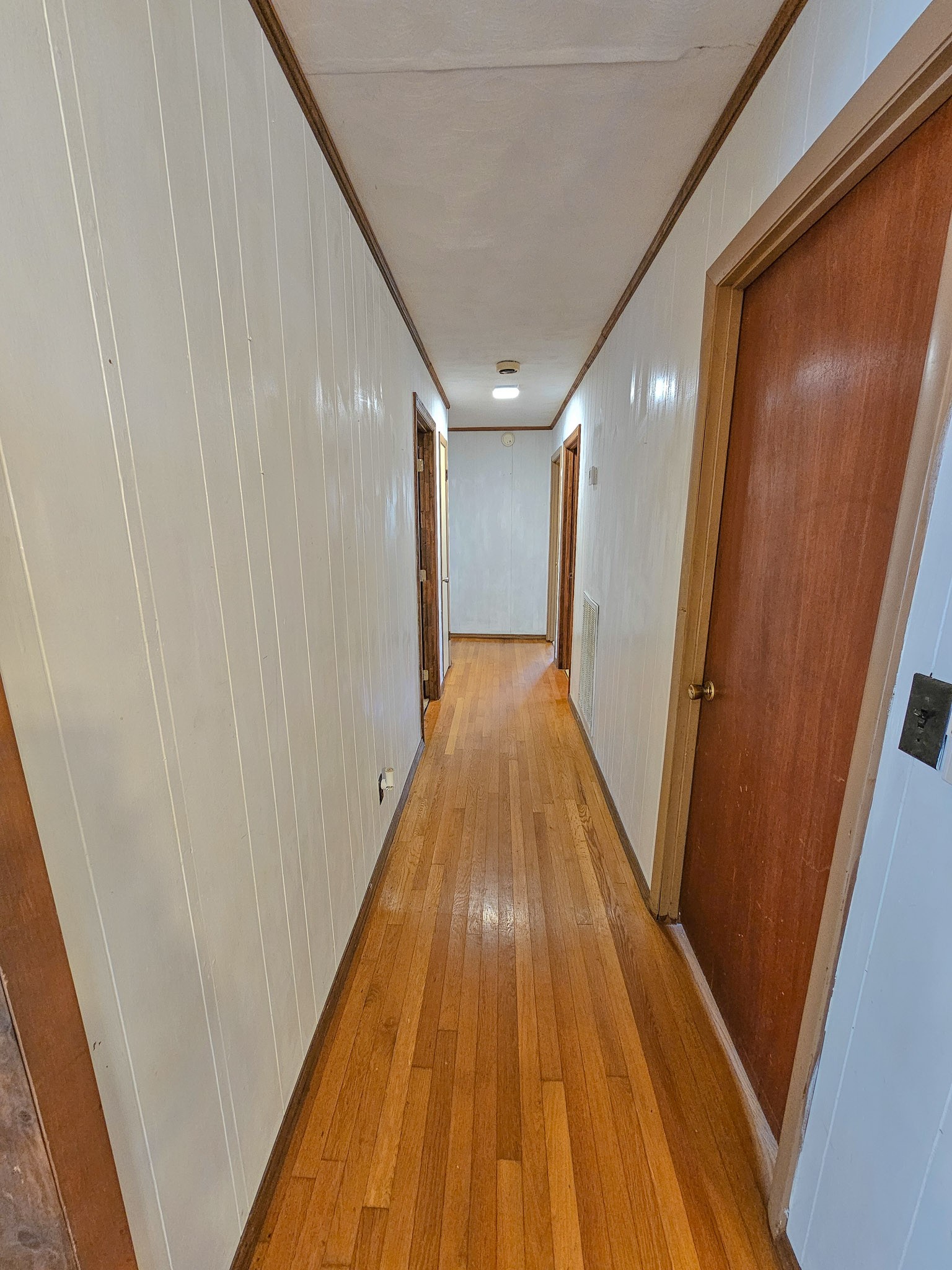 288 Green Rd Property Photo 13