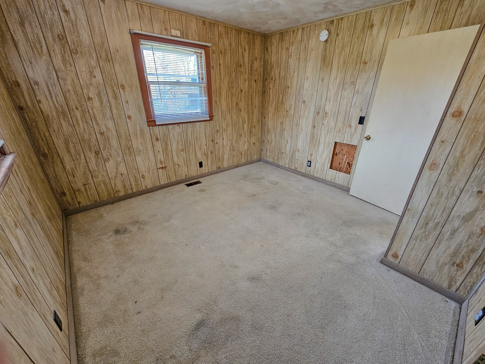 288 Green Rd Property Photo 14