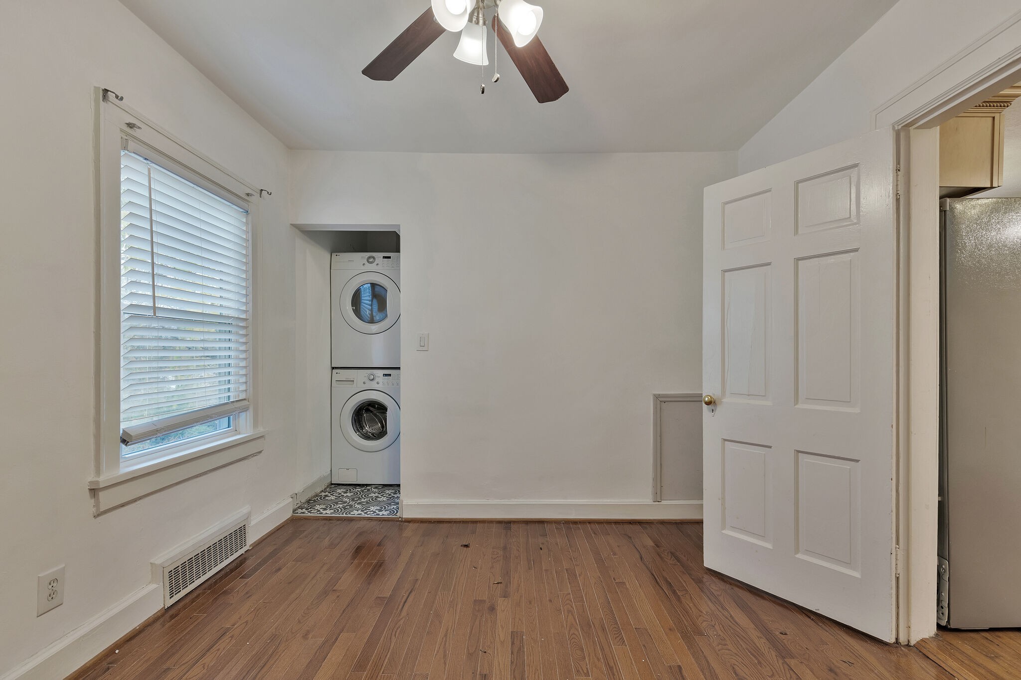 2817 Blair Blvd Property Photo 10