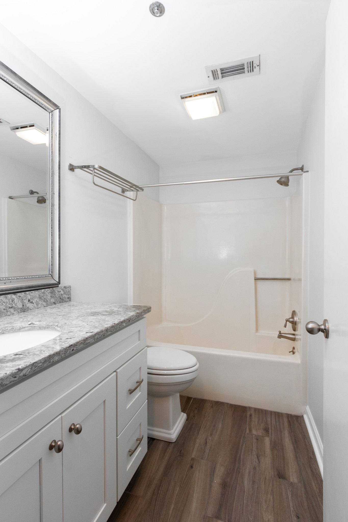 2729 Linmar Ave Property Photo 17