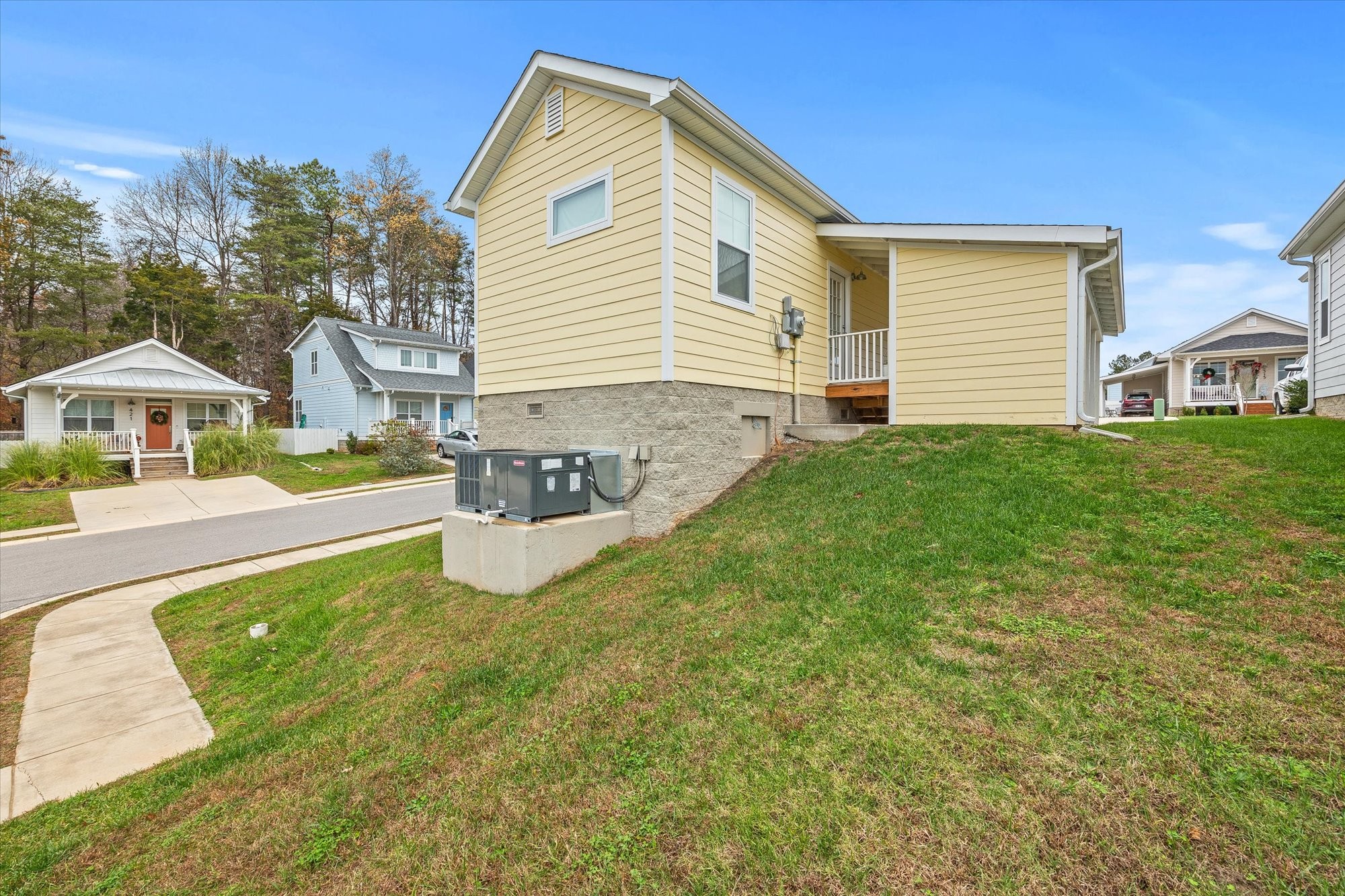 316 Hemlock Cir Property Photo 13