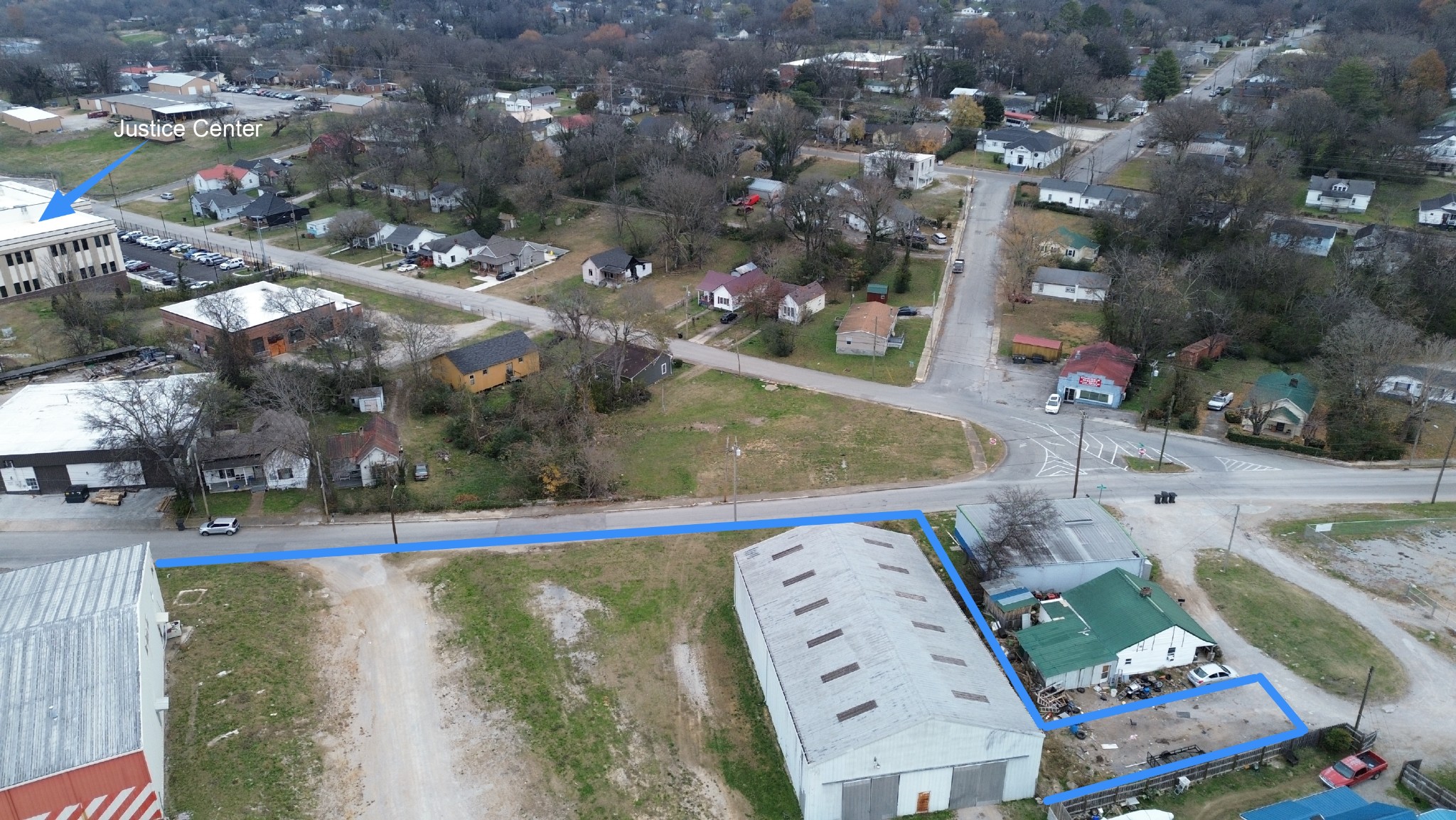 1201 Carmack Blvd Property Photo 6