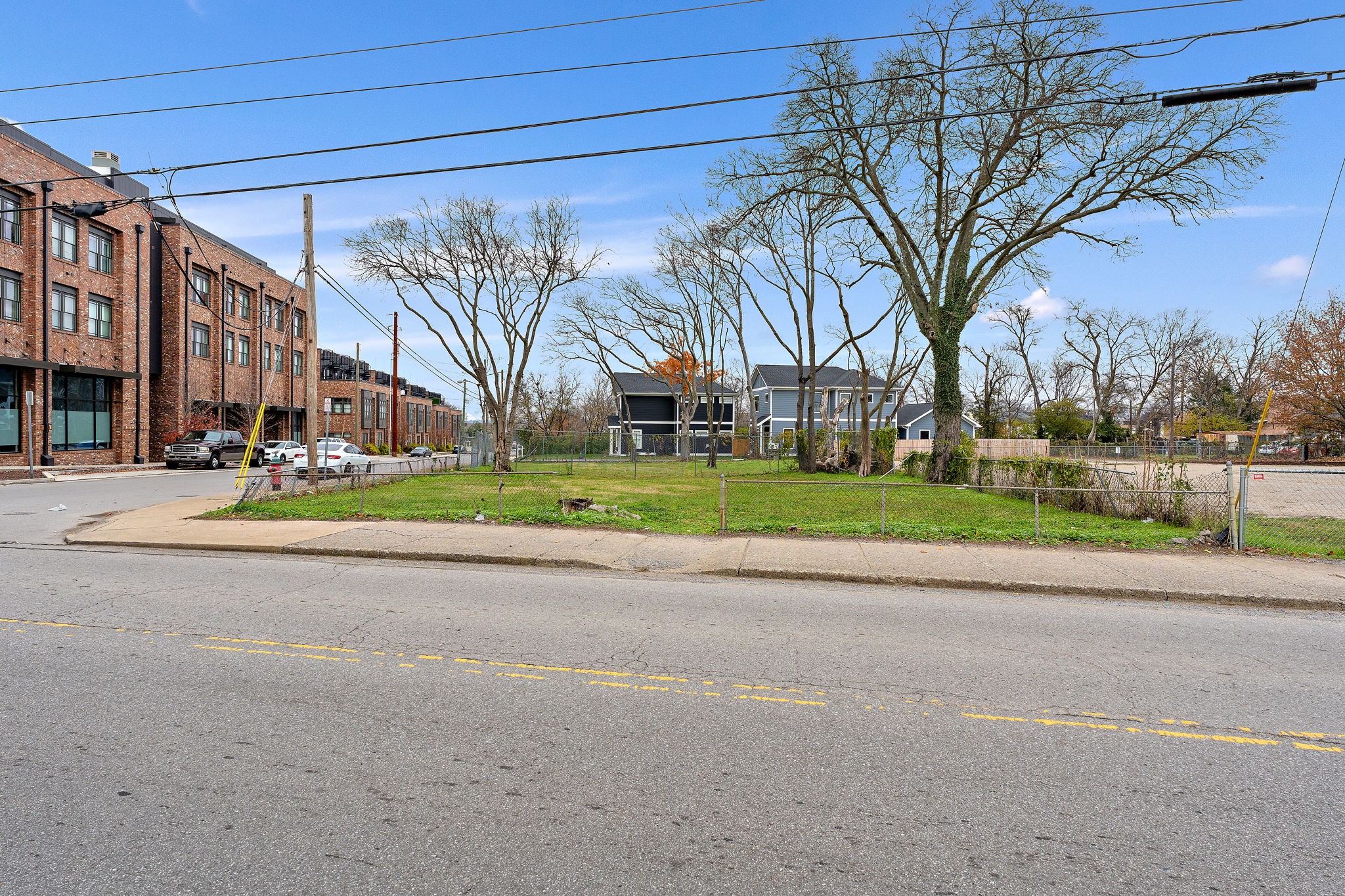 2512 Clifton Ave Property Photo 7