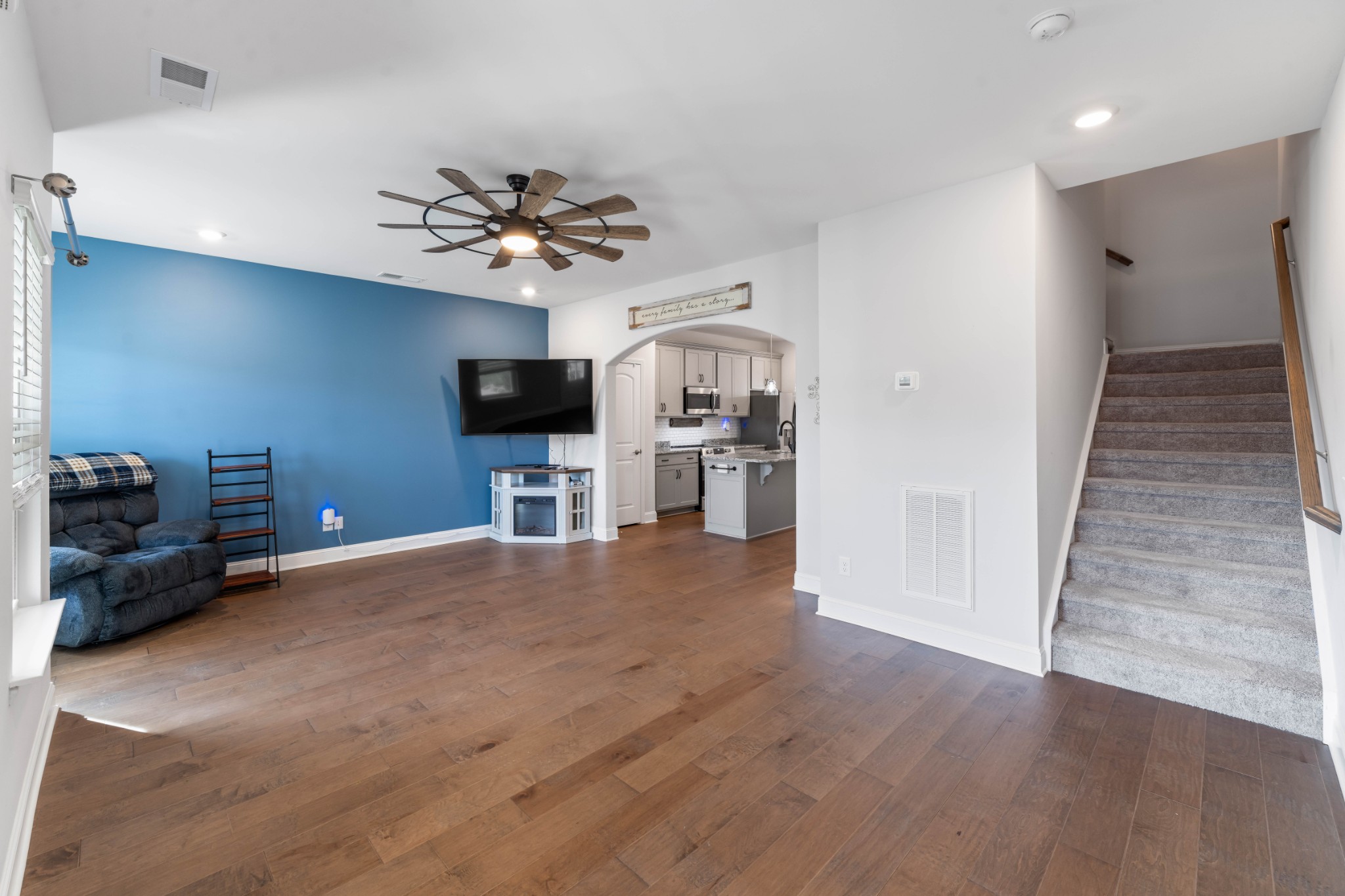 520 Tobias St Property Photo 10