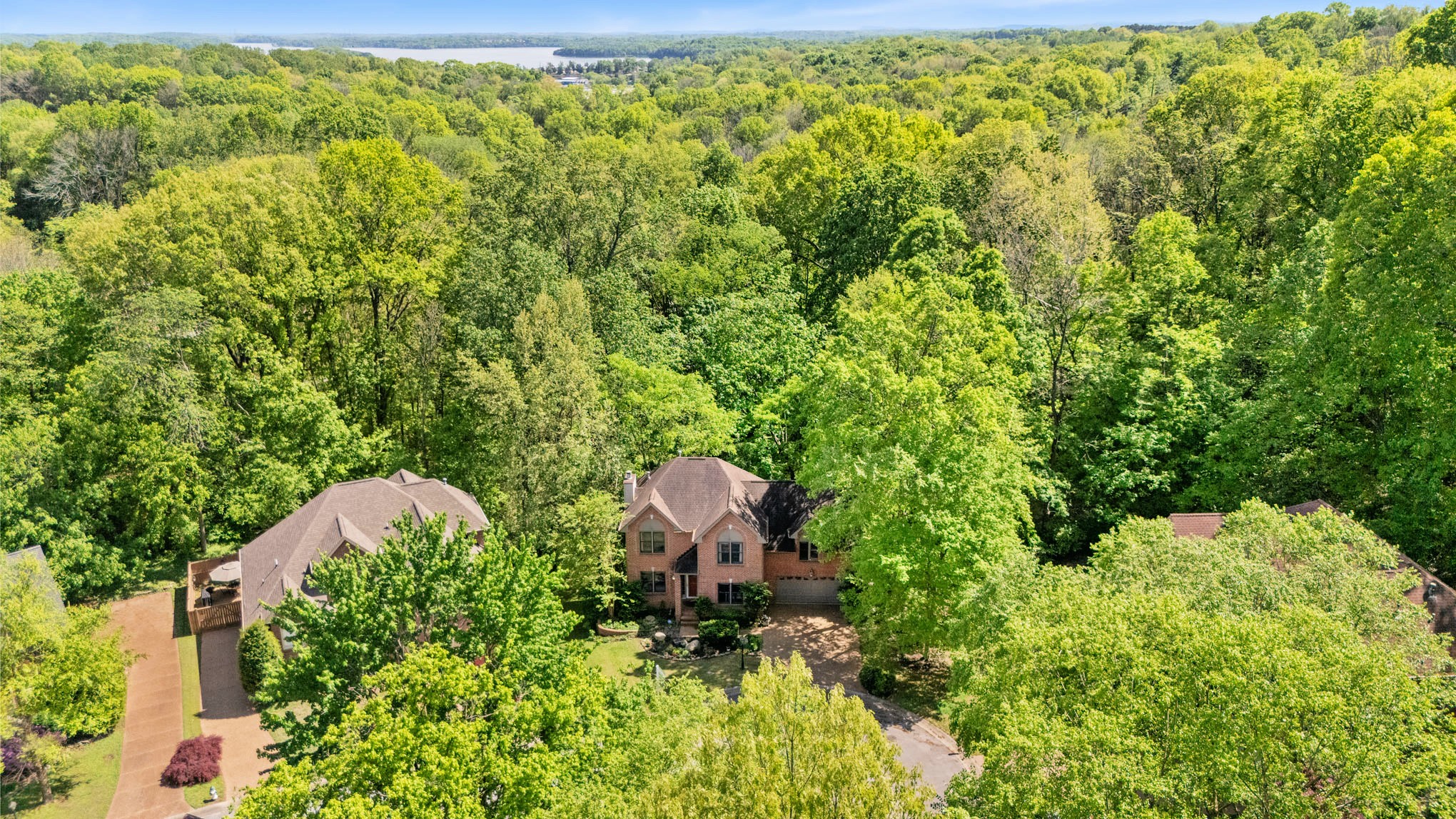 3804 Lakeridge Run Property Photo 5
