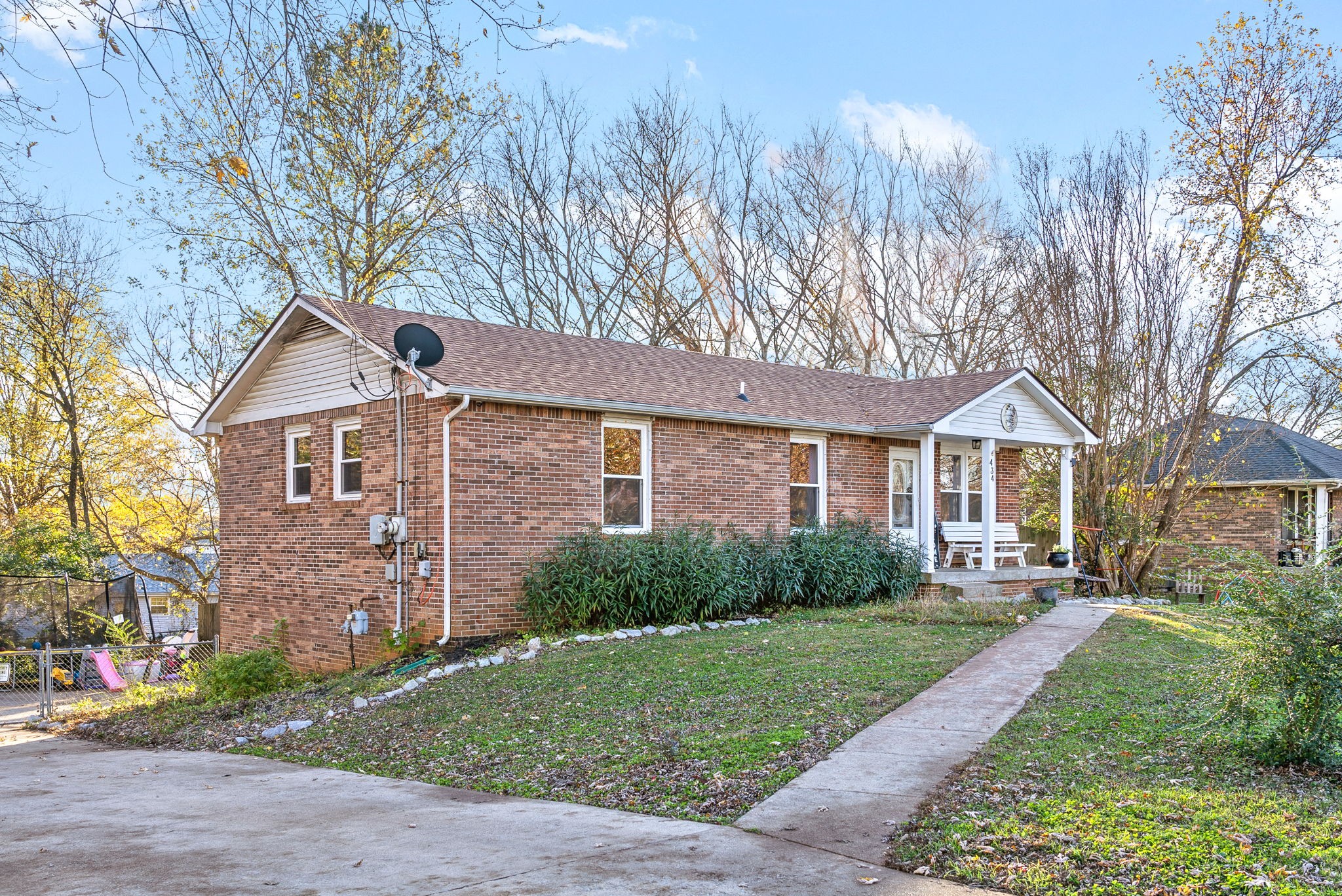 434 Bluff Dr Property Photo 1