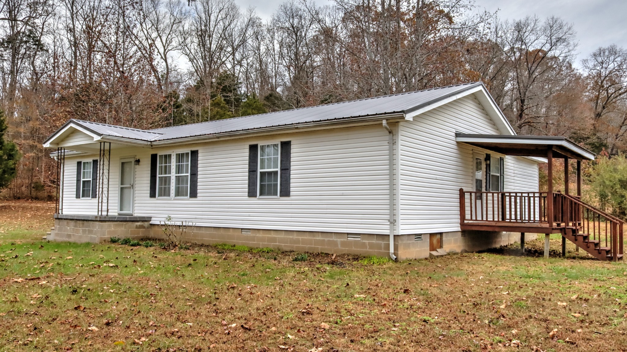 1636 Toms Creek Road Property Photo 3