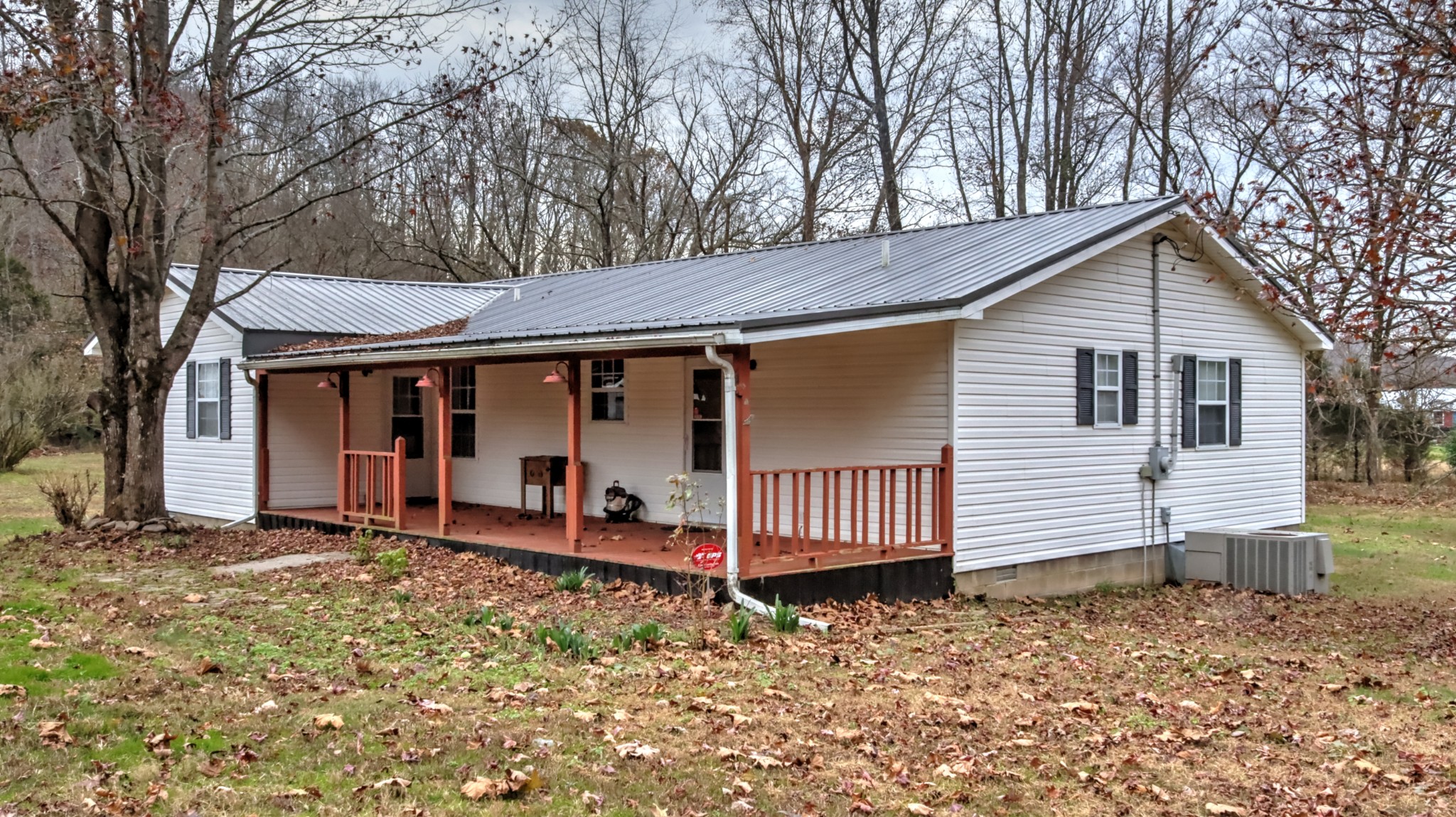1636 Toms Creek Road Property Photo 5