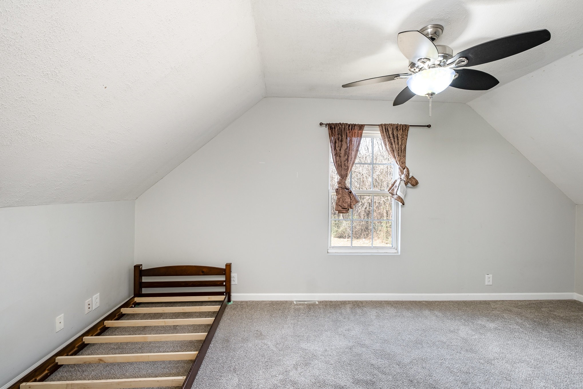 1416 Rochester Dr Property Photo 17
