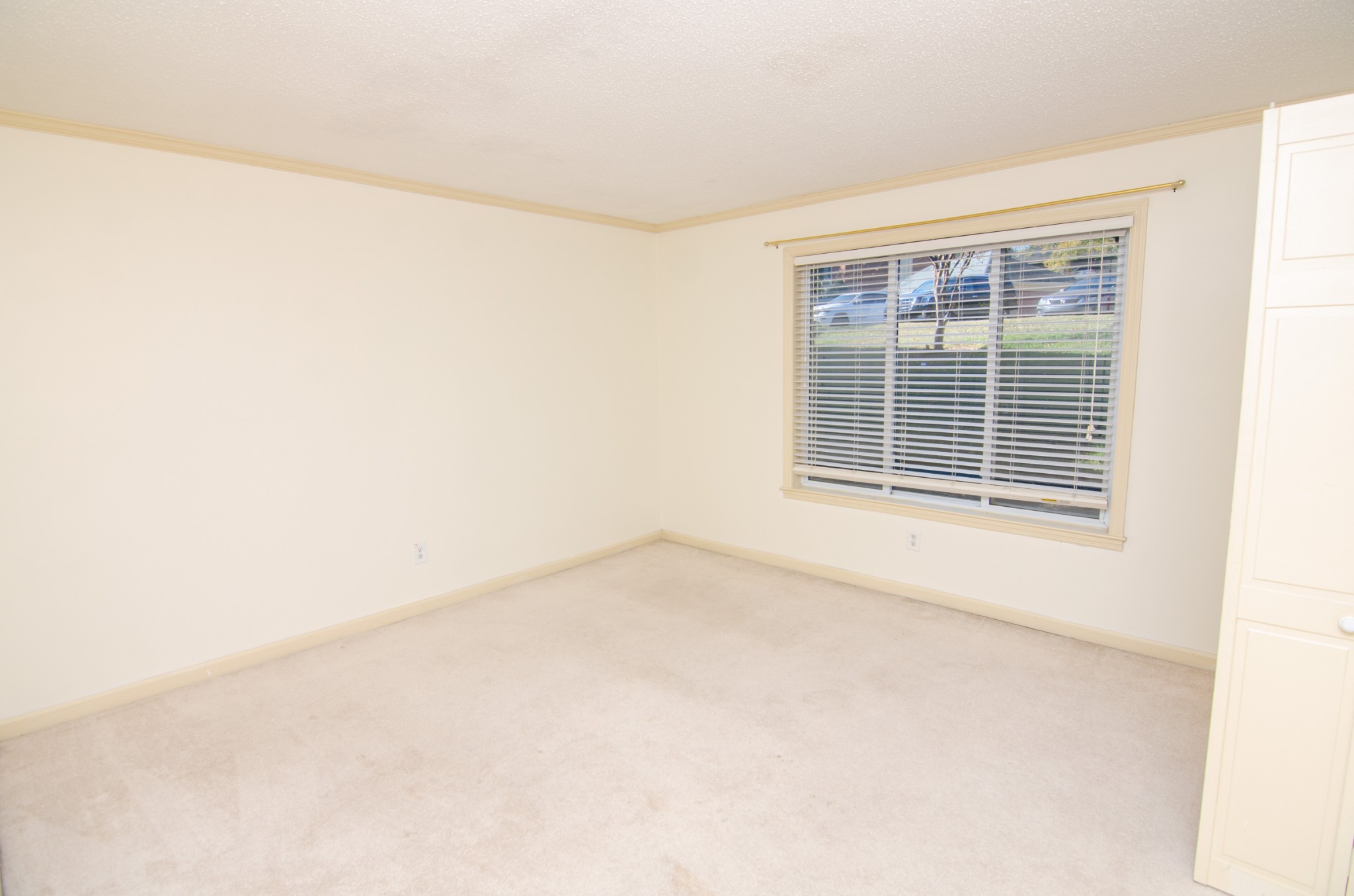 4487 Post Pl Property Photo 15
