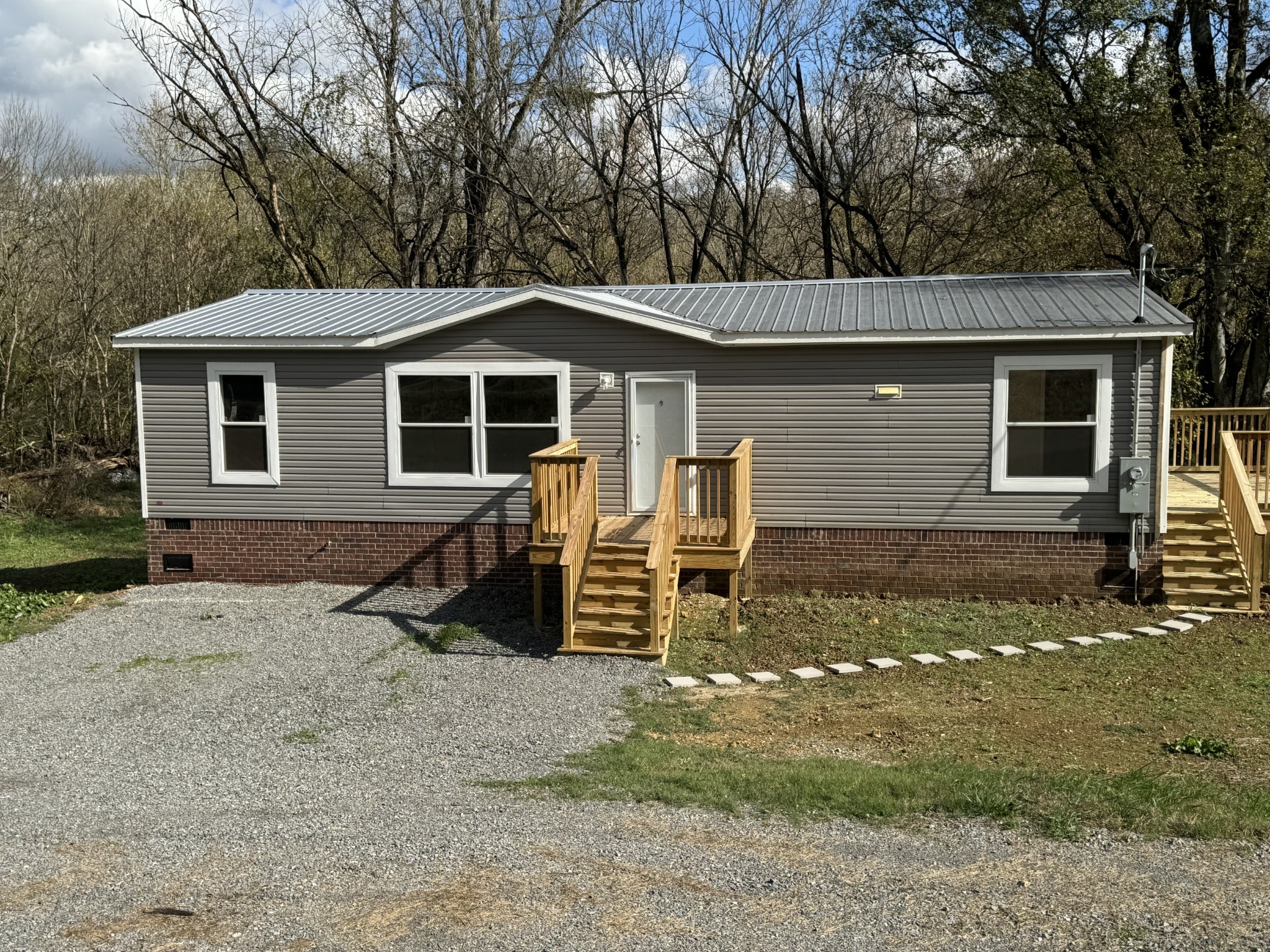 121 Mimosa Rd Property Photo 13