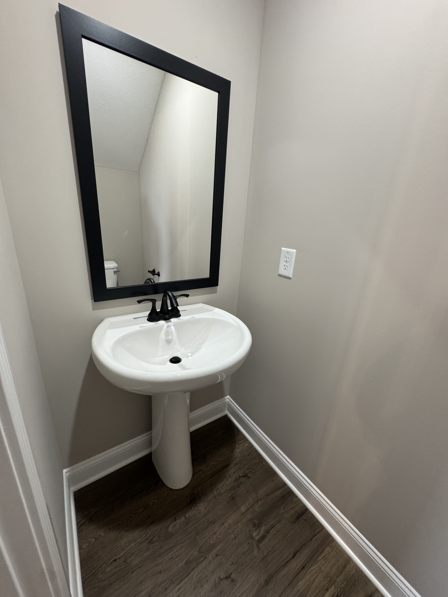 169 Anderson Place Property Photo 10