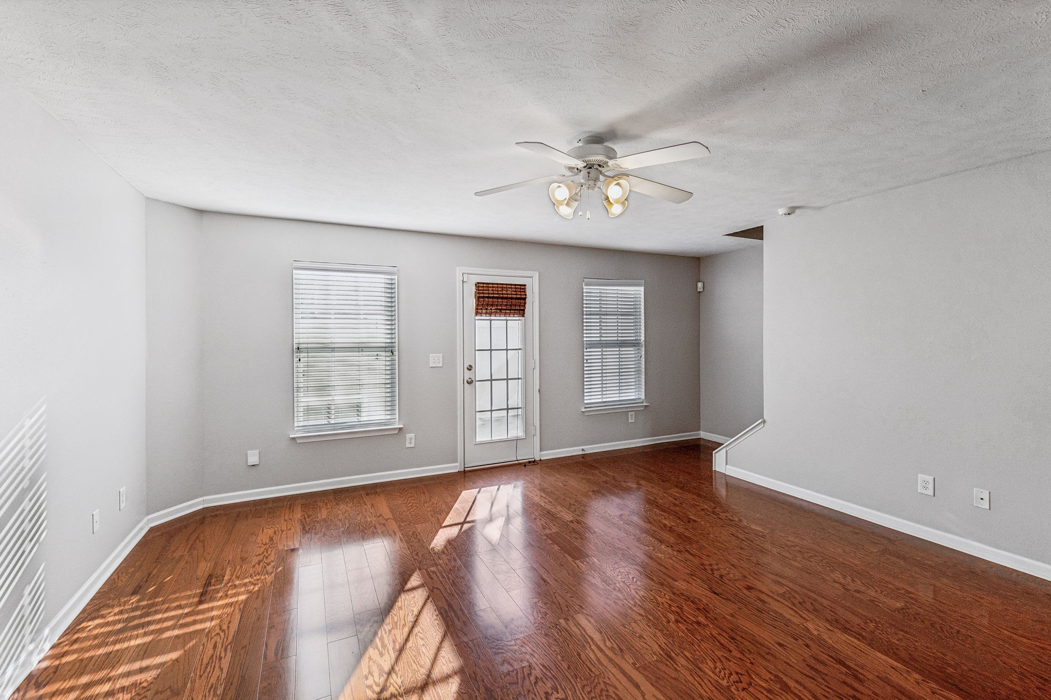 3053 Burnt Pine Dr Property Photo 5