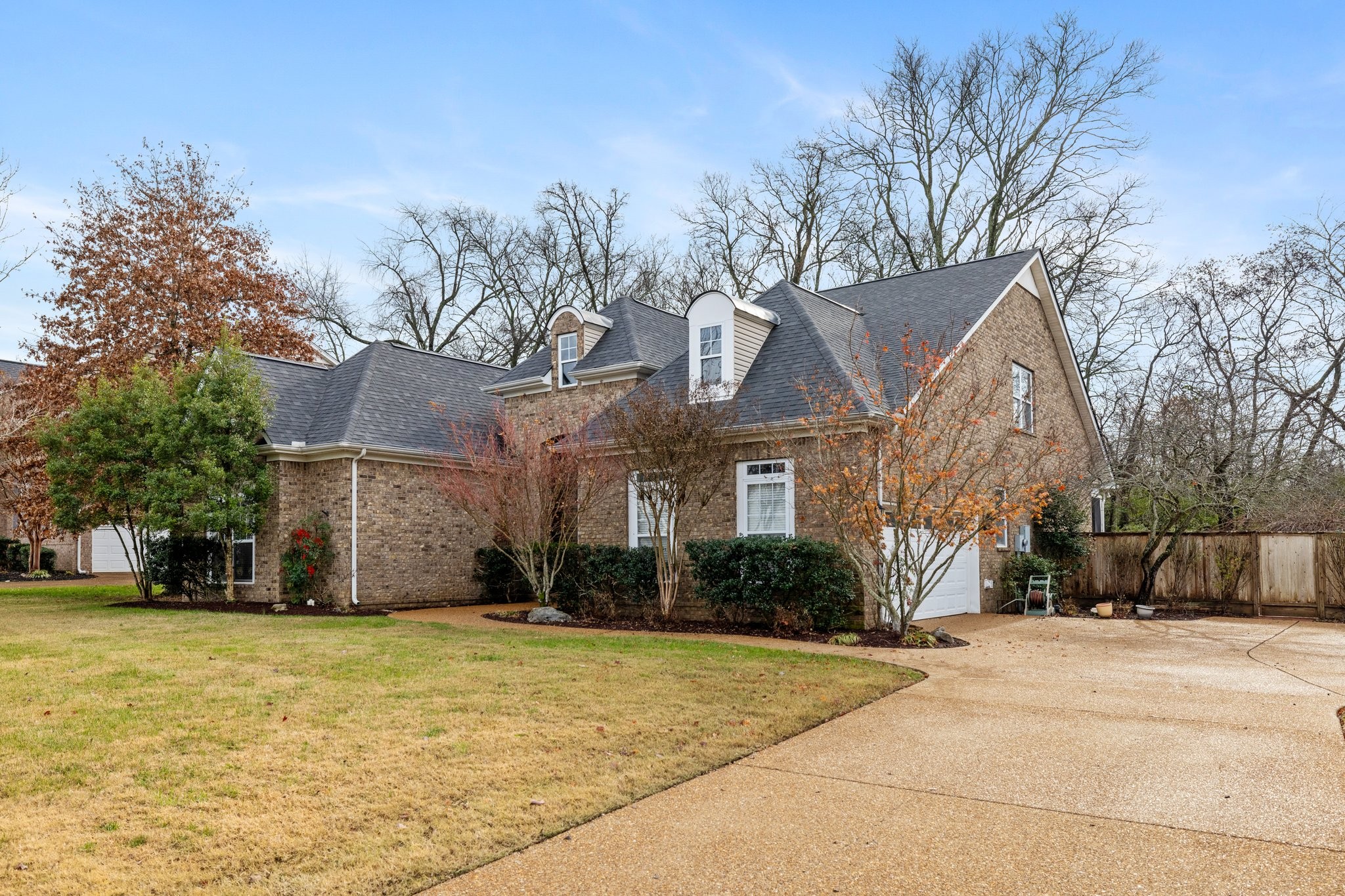 2016 Morton Dr Property Photo 3