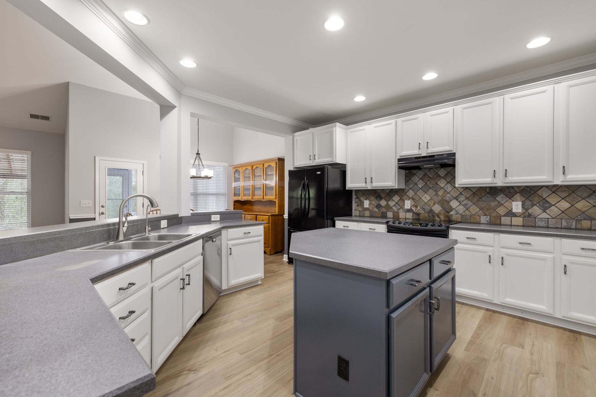 2016 Morton Dr Property Photo 18