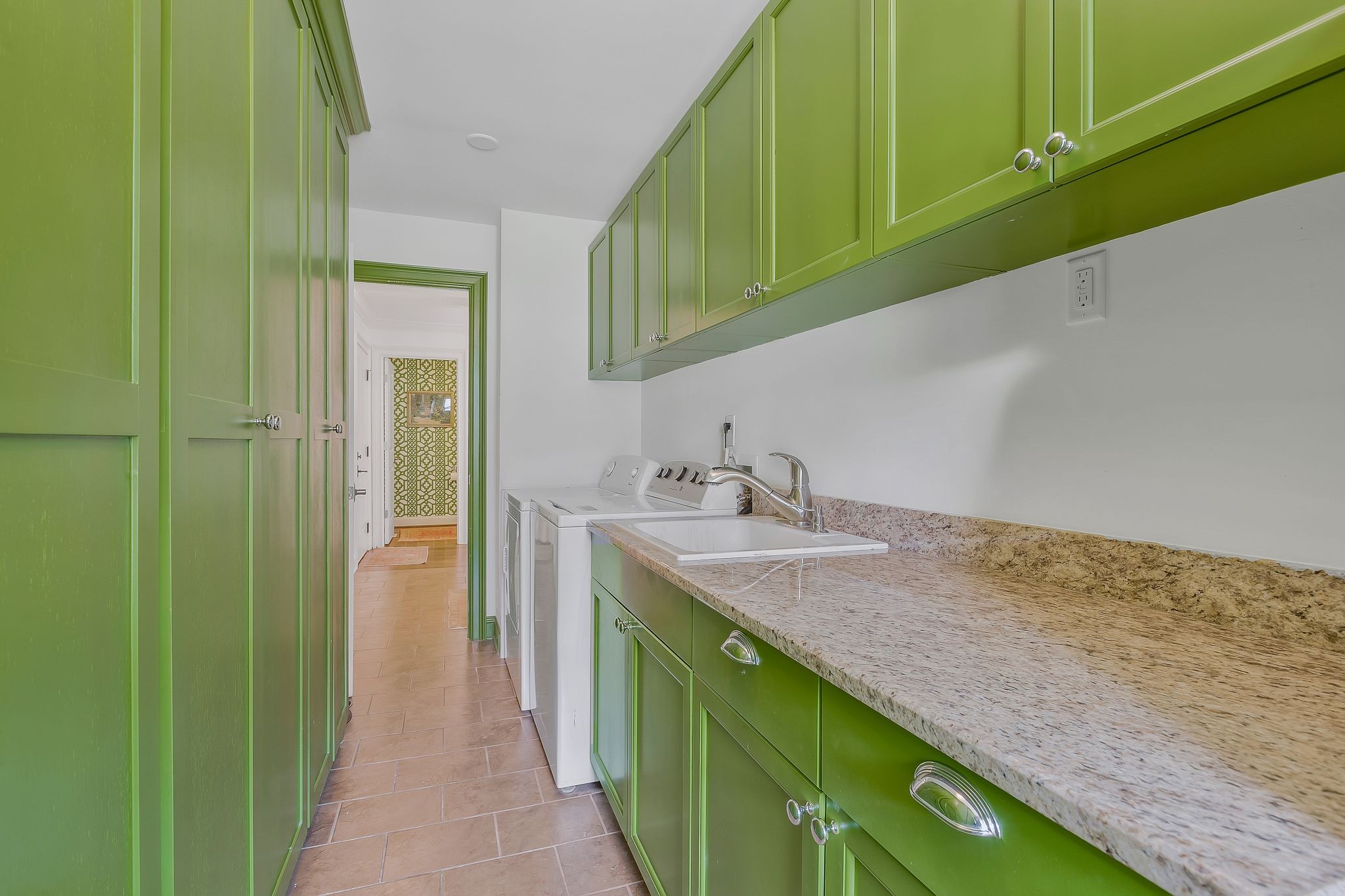 210 Green Rd Property Photo 45