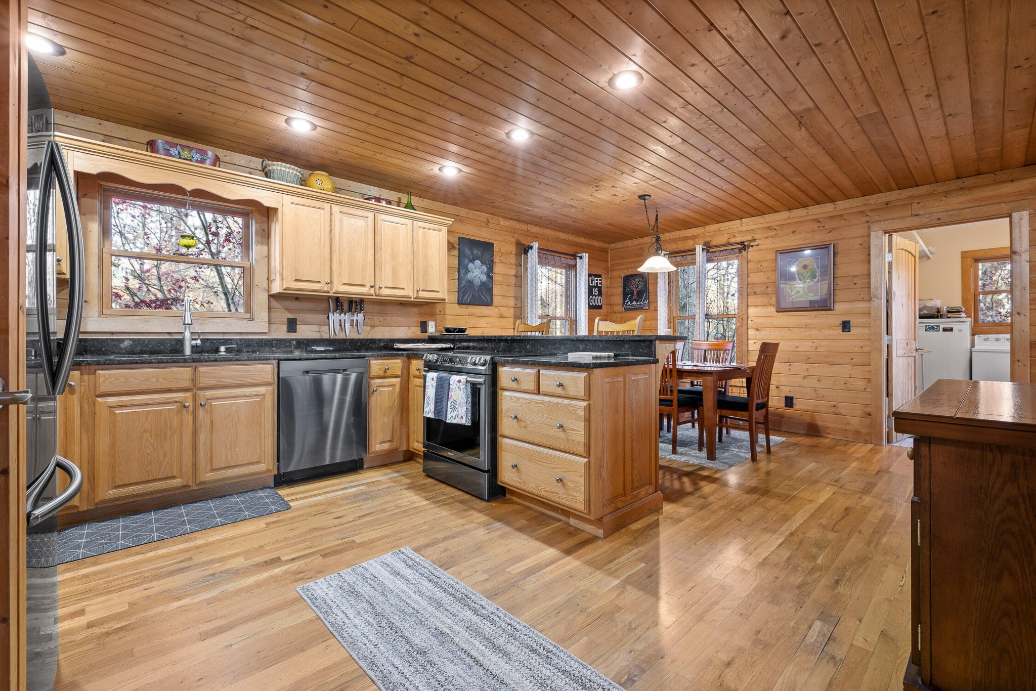 292 Log Cabin Lane Property Photo 20