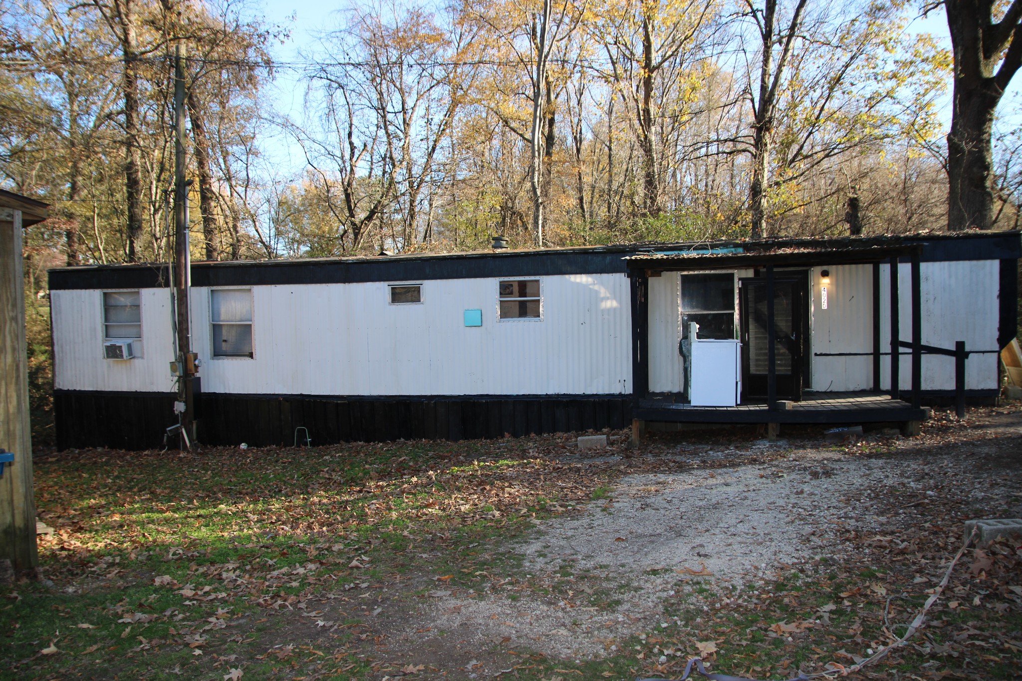 402 College St Property Photo 5