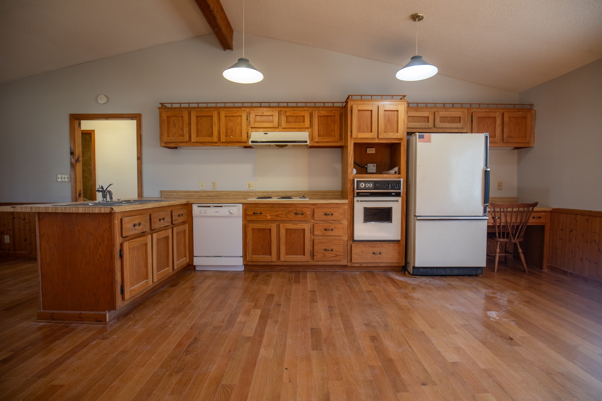 432 Menees Ln Property Photo 4