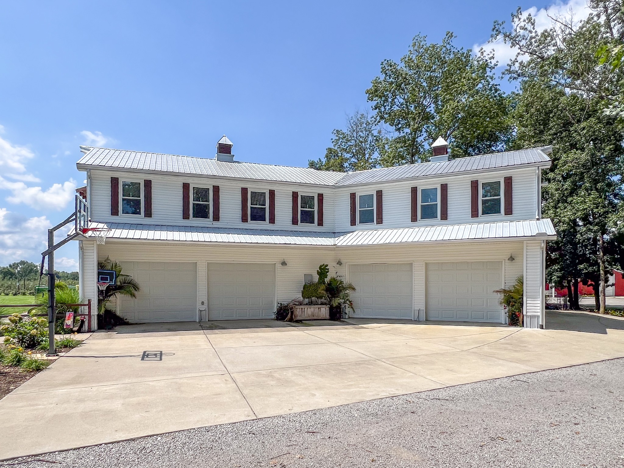344 Whitaker Rd Property Photo 6