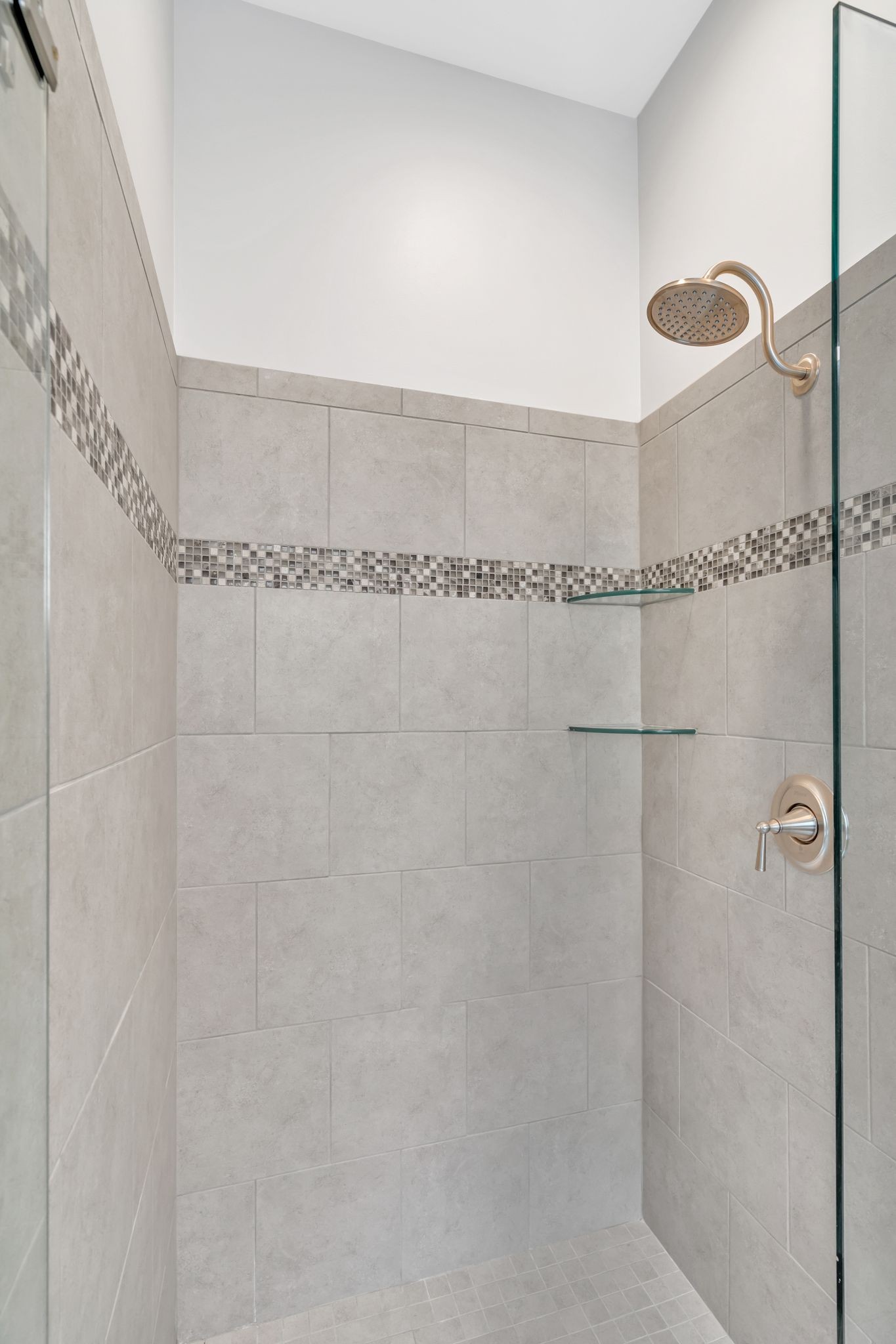 996 Golf Club Ln E Property Photo 23