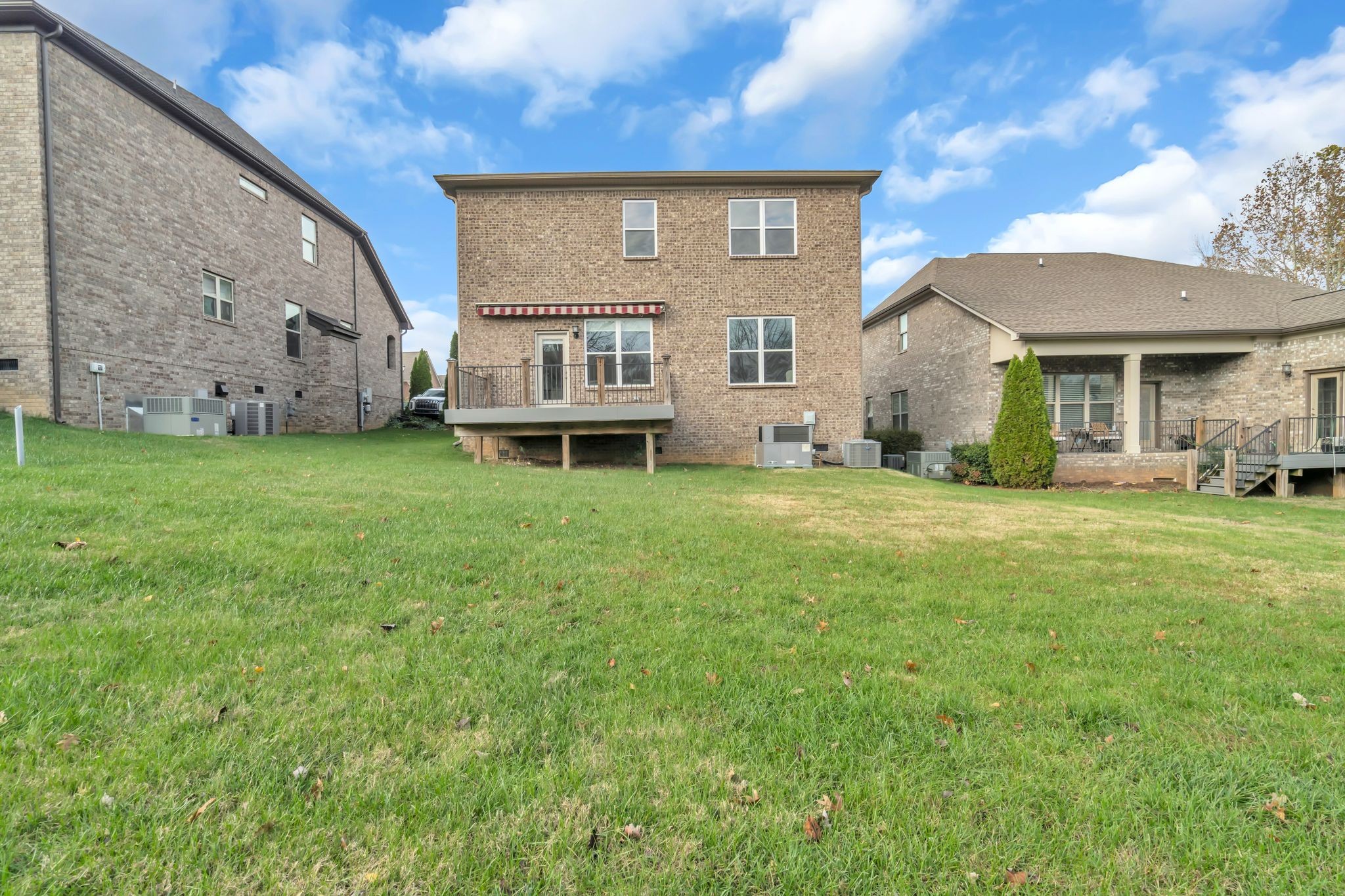 996 Golf Club Ln E Property Photo 48