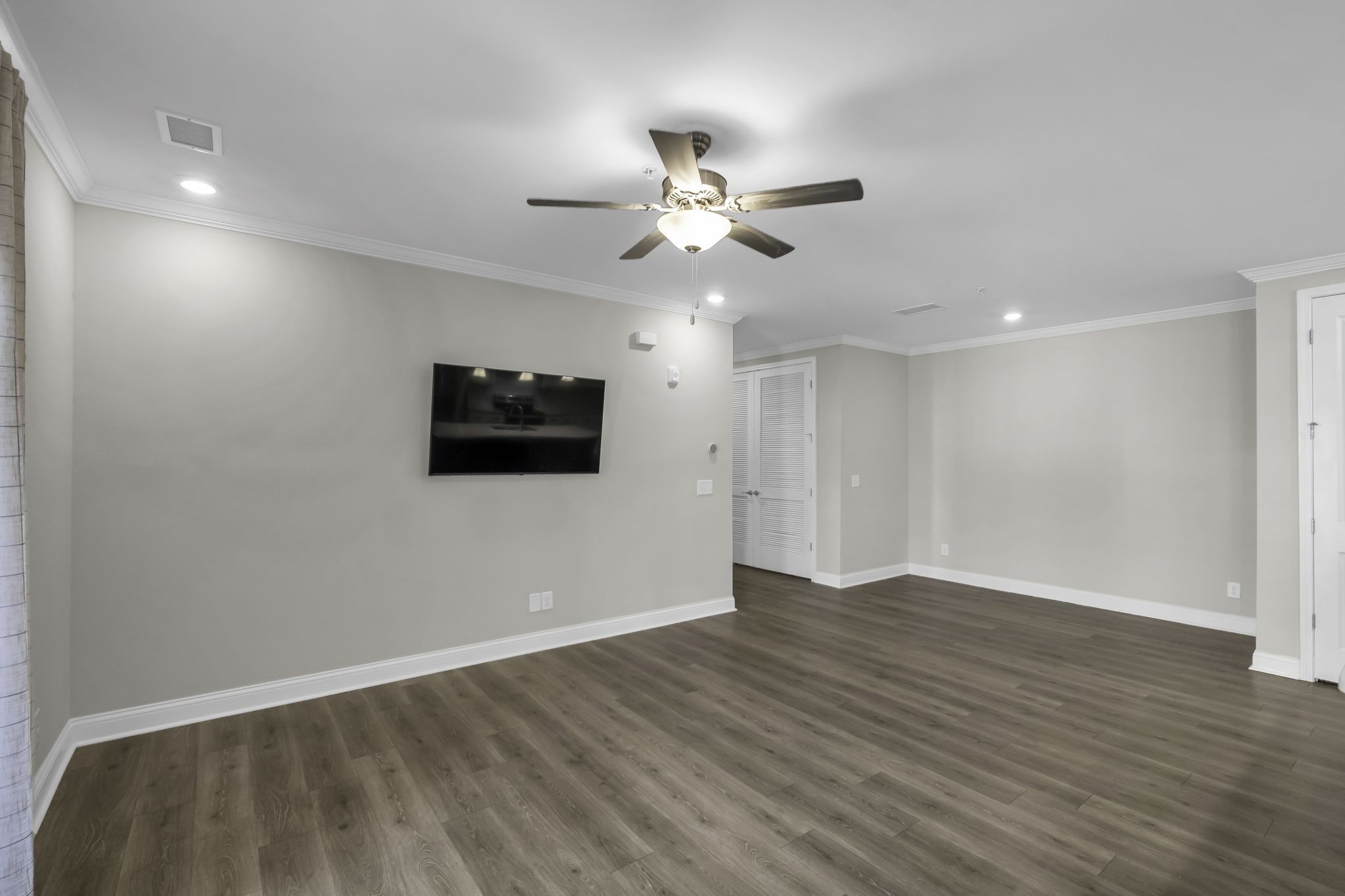 2089 Branford Pl Property Photo 10