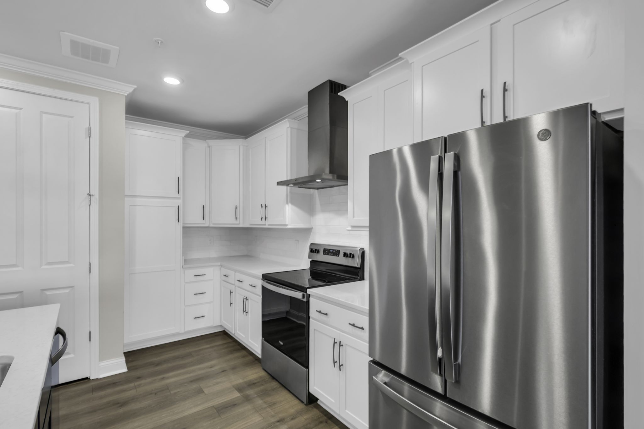 2089 Branford Pl Property Photo 14
