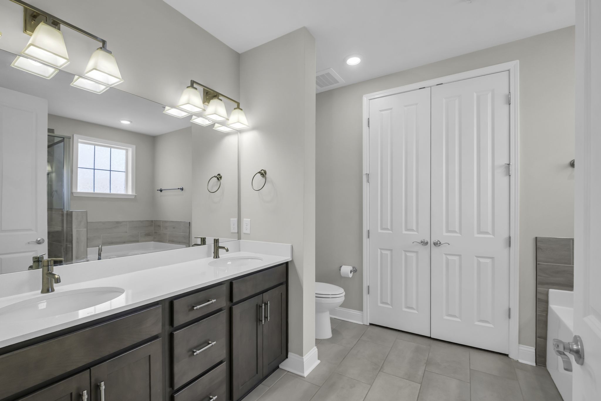2089 Branford Pl Property Photo 28