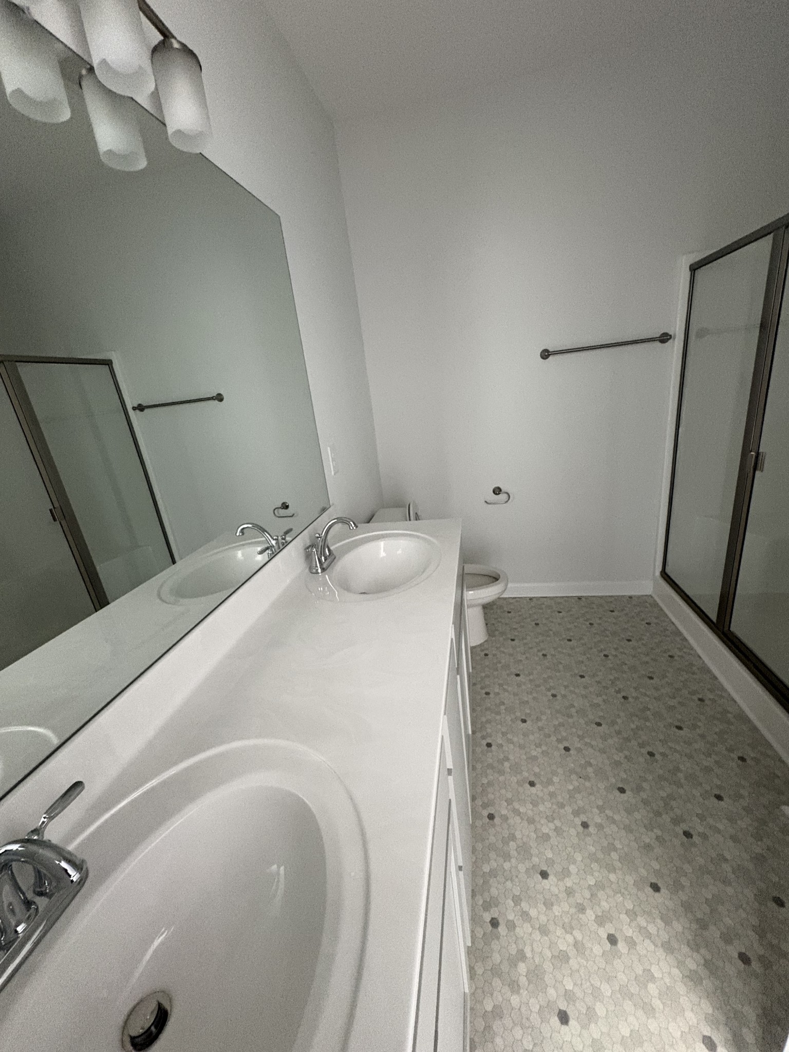 452 Burton Farm Dr Property Photo 5