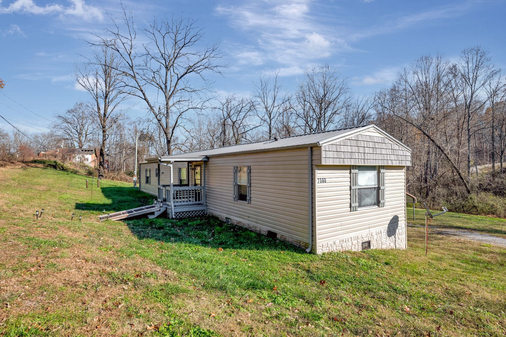 7592 Highway 100 Property Photo 8