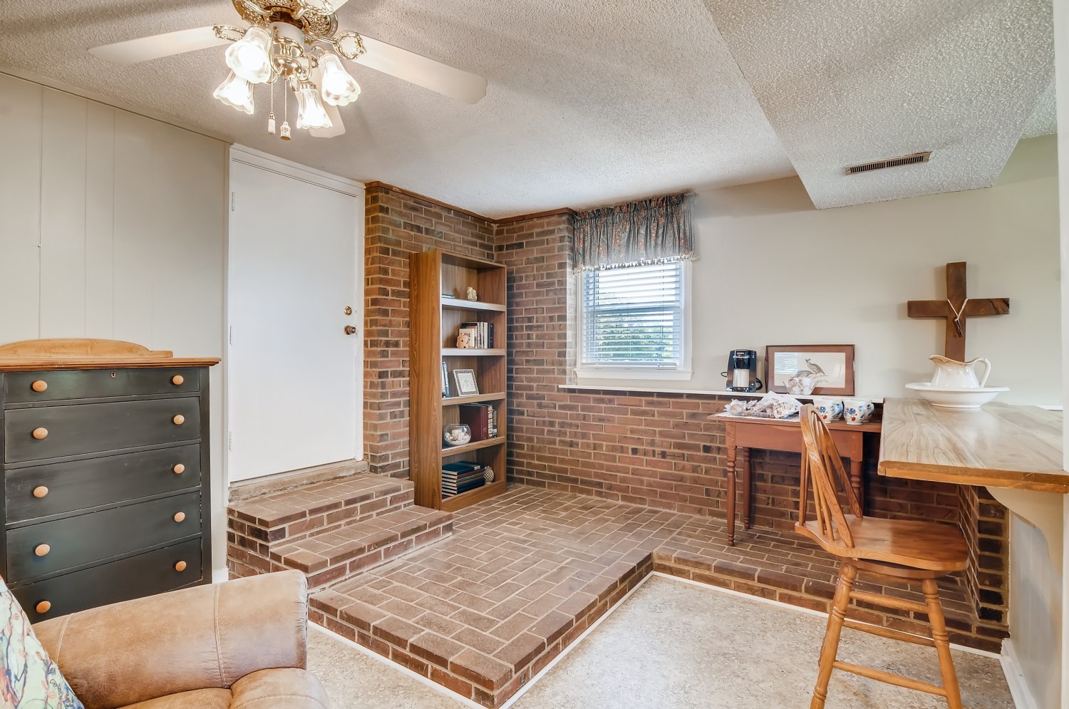 3521 Sulphur Springs Rd Property Photo 20